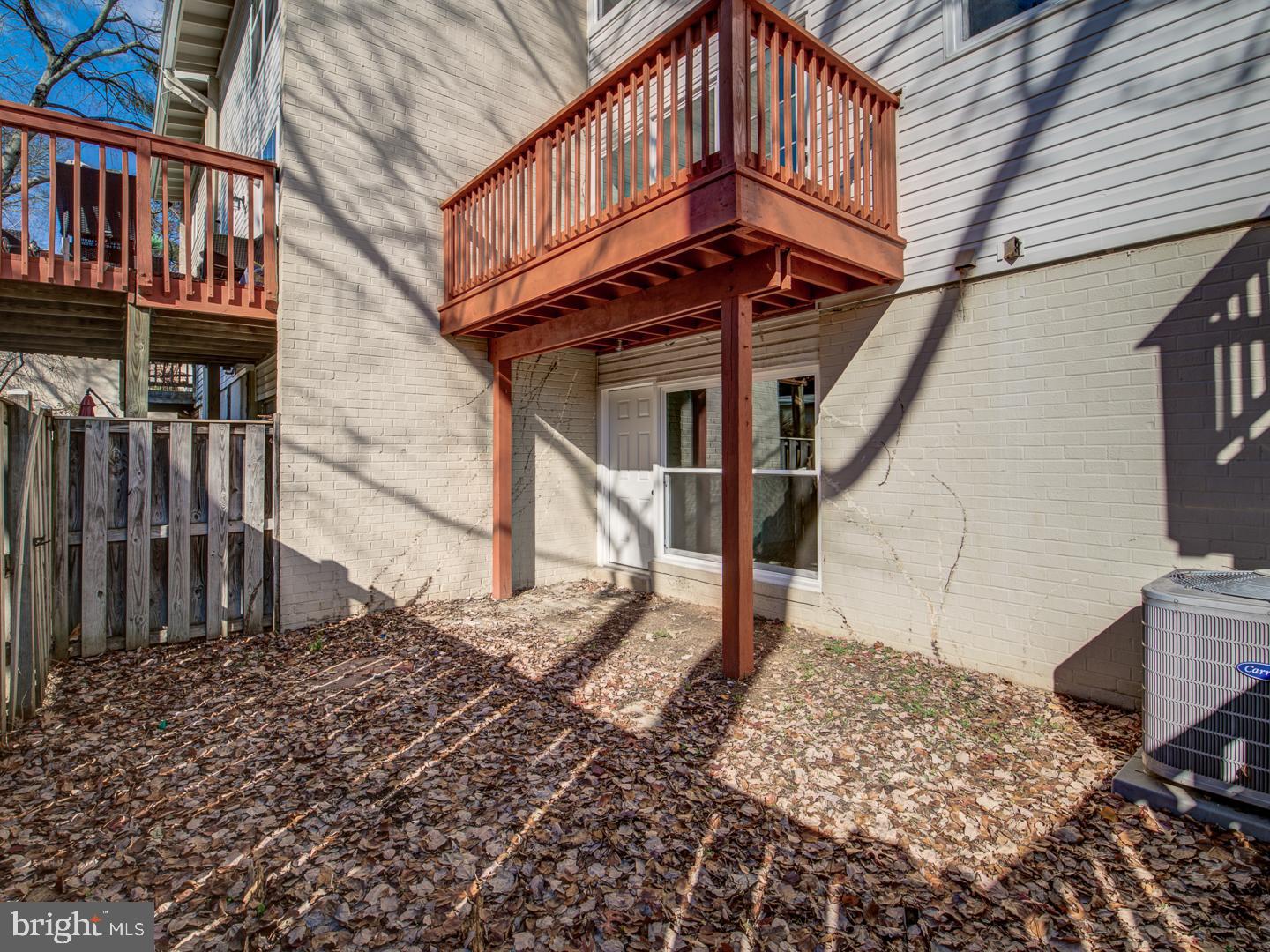 FAIRFAX HERITAGE - Residential Lease