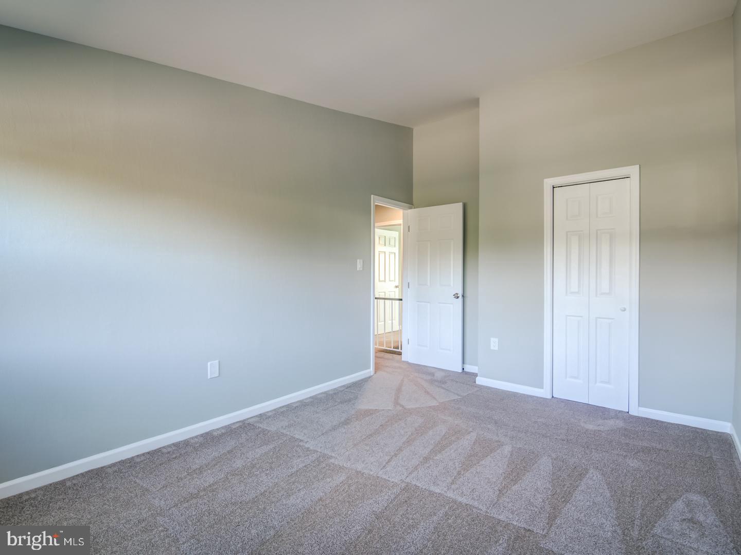 FAIRFAX HERITAGE - Residential Lease