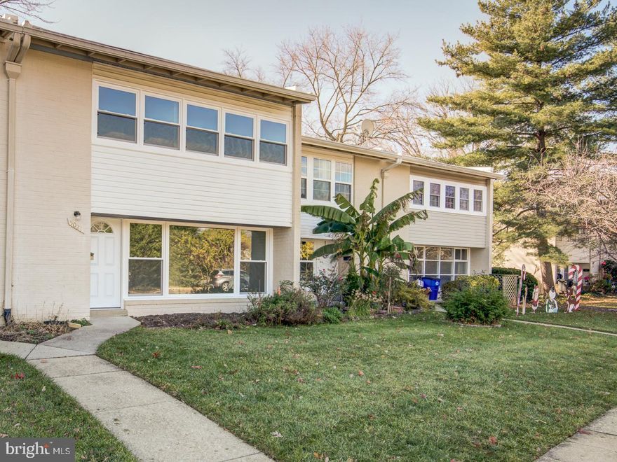 WELCOME HOME! COMPLETELY RENOVATED SPACIOUS TOWNHOME LIVING w/APPROX 2100+ SQ FT OF LUXURY OVER THREE LEVELS! YOU'LL LOVE THE COZY FEELING UPON ENTRANCE INTO YOUR MAIN LEVEL WITH A BEAUTIFUL KITCHEN INCLUDING BRAND NEW SS APPL'S FACING THE BACK OF HOME.  3 BEDROOMS, 2.5 BATHS.  ENJOY THE FULLY FINISHED BASEMENT THAT COULD BE USED AS SEPARATE LIVING SPACE and/or 4TH BEDROOM w/FULL BATH.  LOWER LEVEL HAS WALK-OUT TO PRIVATE PATIO AND FENCED IN BACK YARD!  FINISHING TOUCHES WILL BE COMPLETE UPON MOVE-IN.  EXCELLENT LOCATION and COMMUTER'S DREAM PROVIDING EVERY CONVENIENCE TO TYSONS, DC, RESTAURANTS, ENTERTAINMENT, HOSPITAL, SHOPPING AND SO MUCH MORE!   (Please note, size is approx. and 3 finished levels.  Tax records do not reflect finished basement).