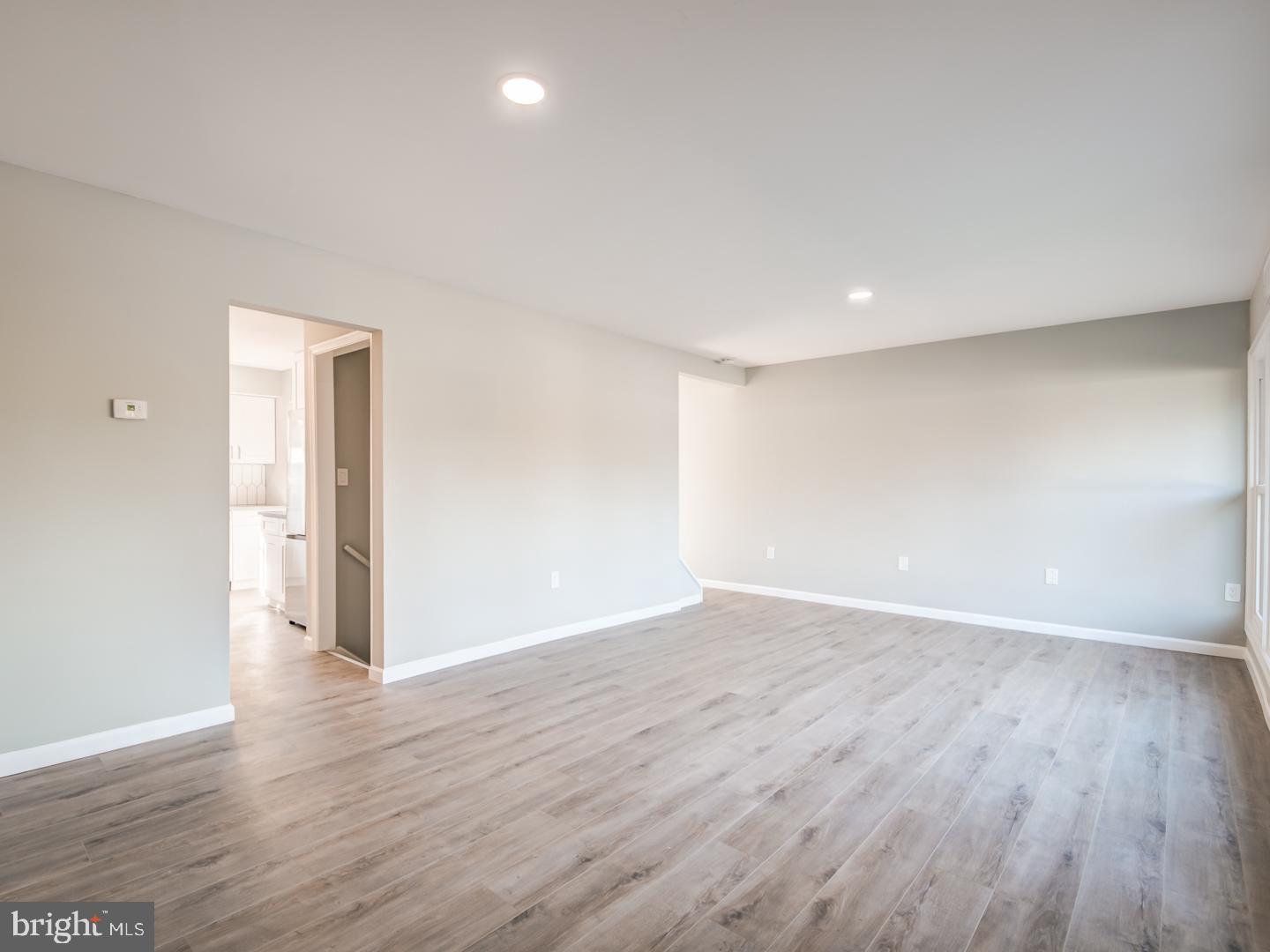 FAIRFAX HERITAGE - Residential Lease