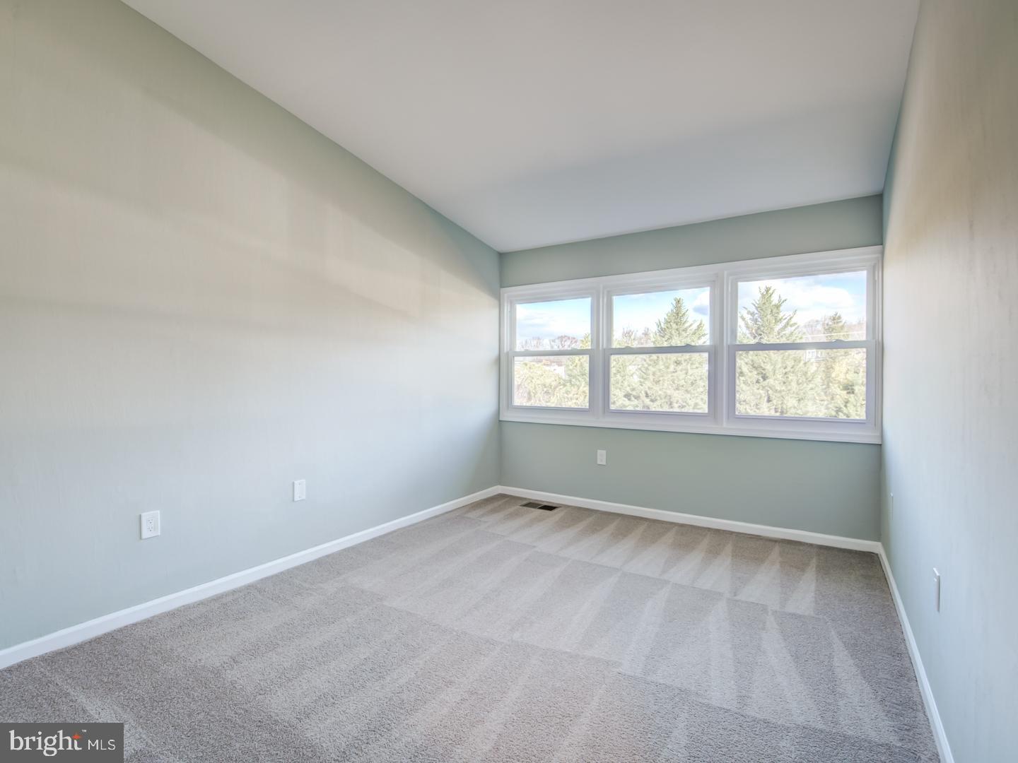 FAIRFAX HERITAGE - Residential Lease