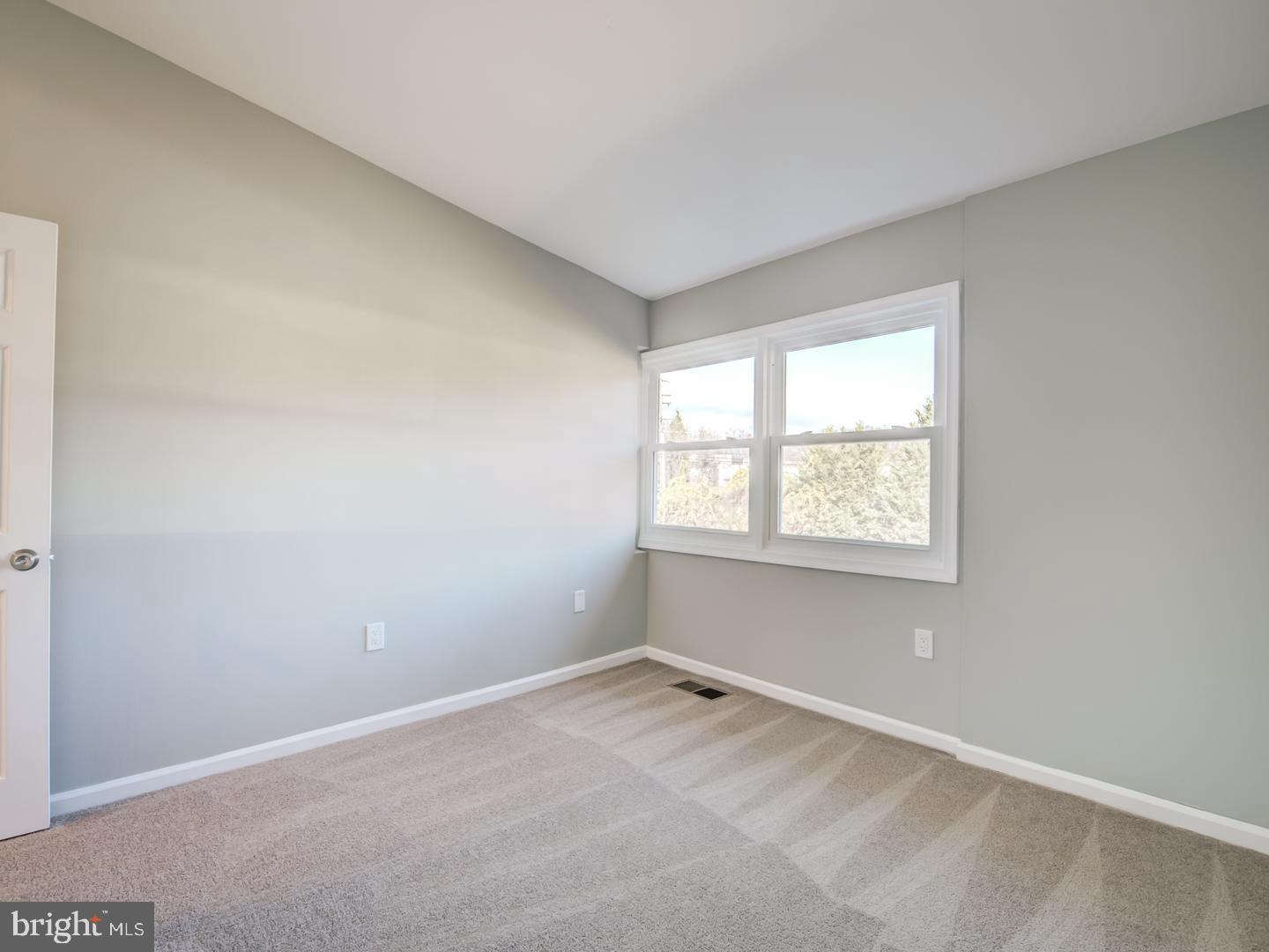 FAIRFAX HERITAGE - Residential Lease