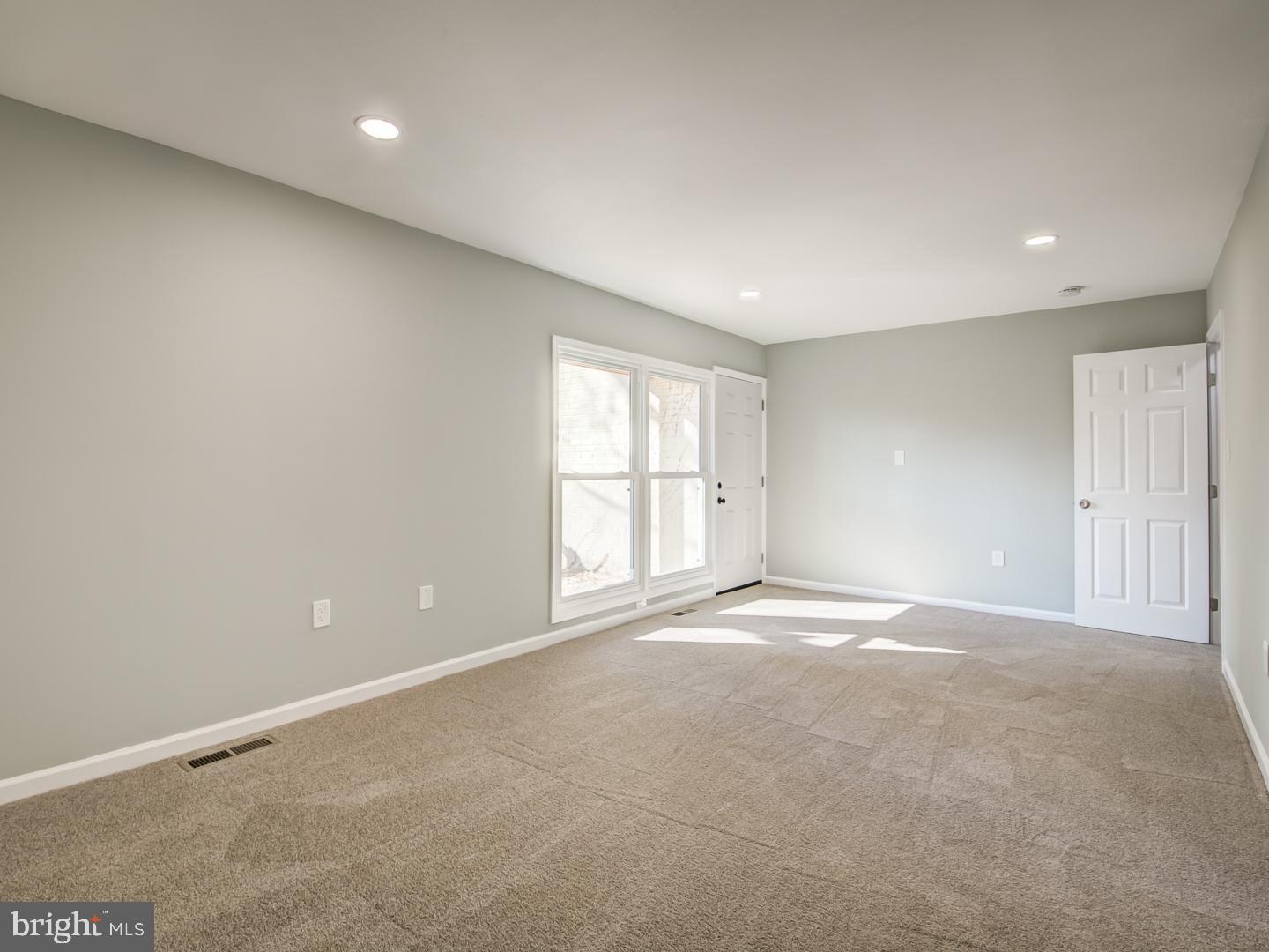 FAIRFAX HERITAGE - Residential Lease