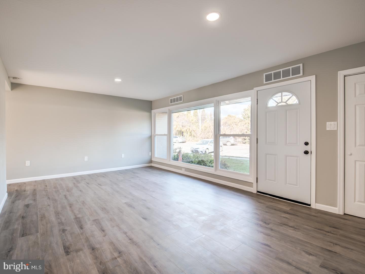 FAIRFAX HERITAGE - Residential Lease