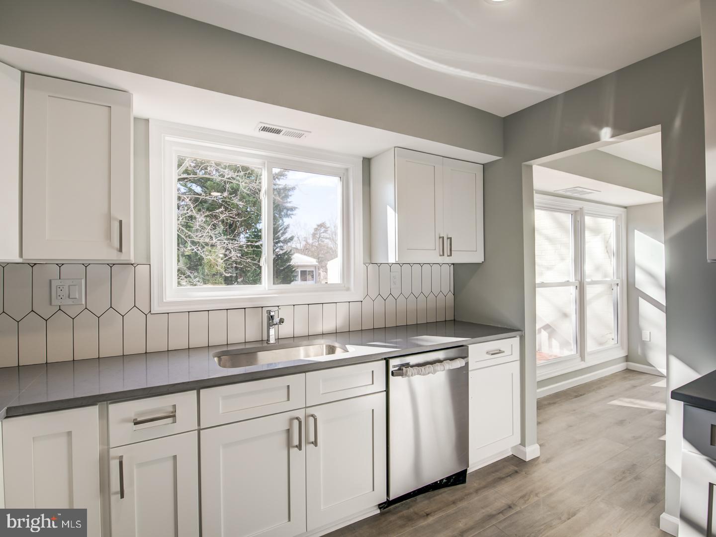 FAIRFAX HERITAGE - Residential Lease