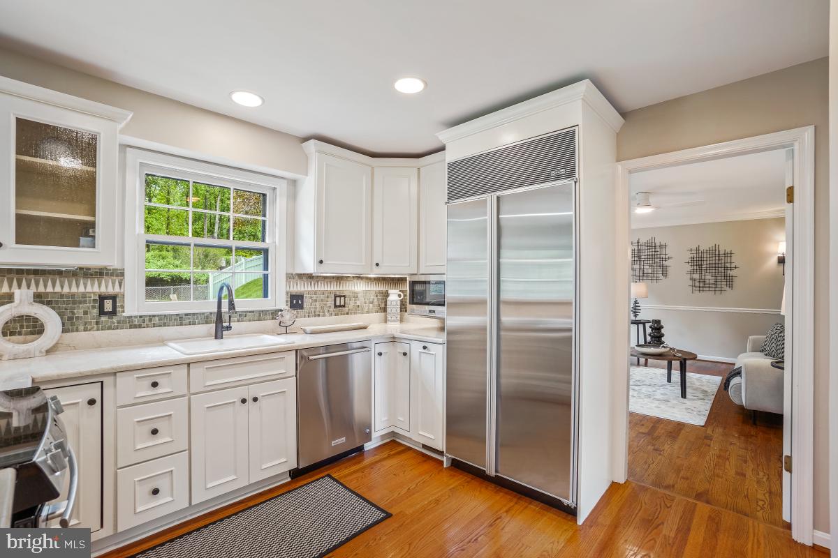 STONEGATE - Residential