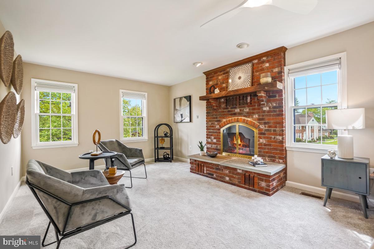 STONEGATE - Residential