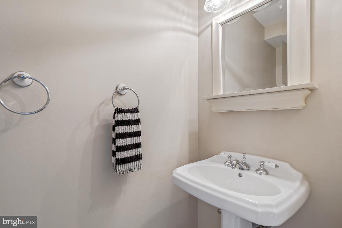 STONEGATE - Residential