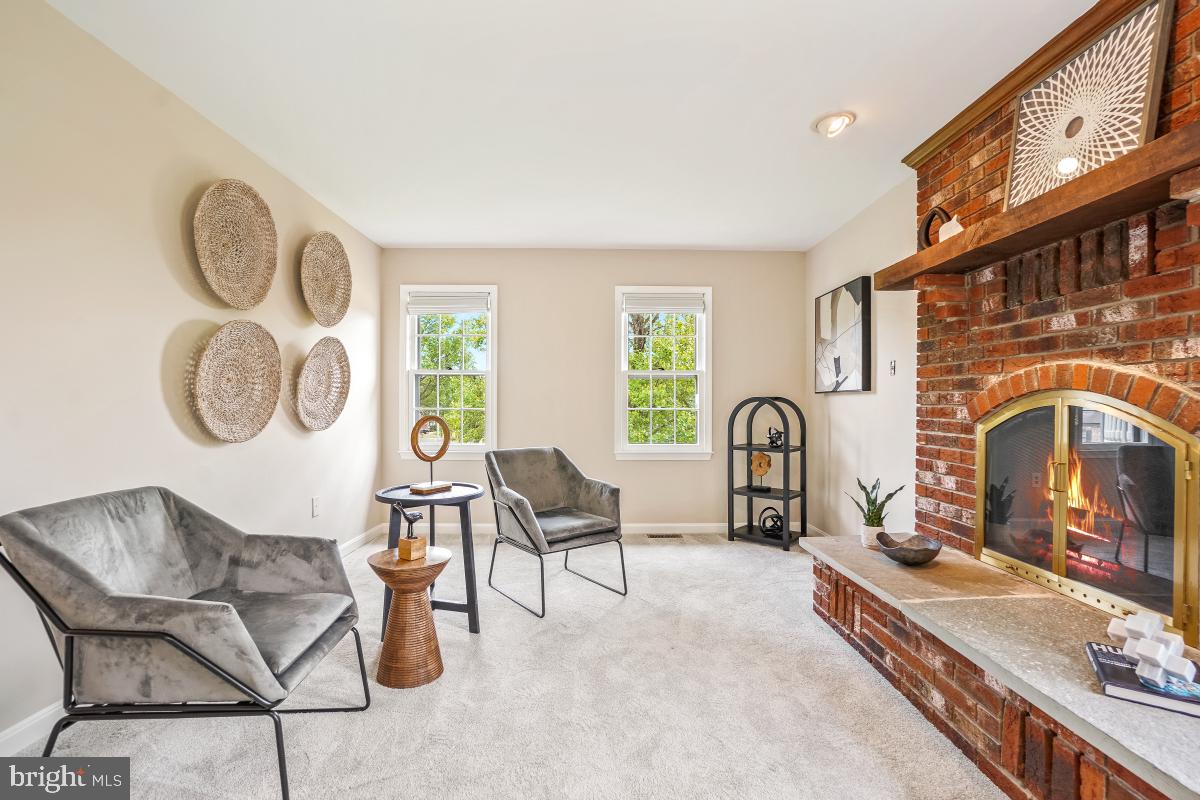 STONEGATE - Residential