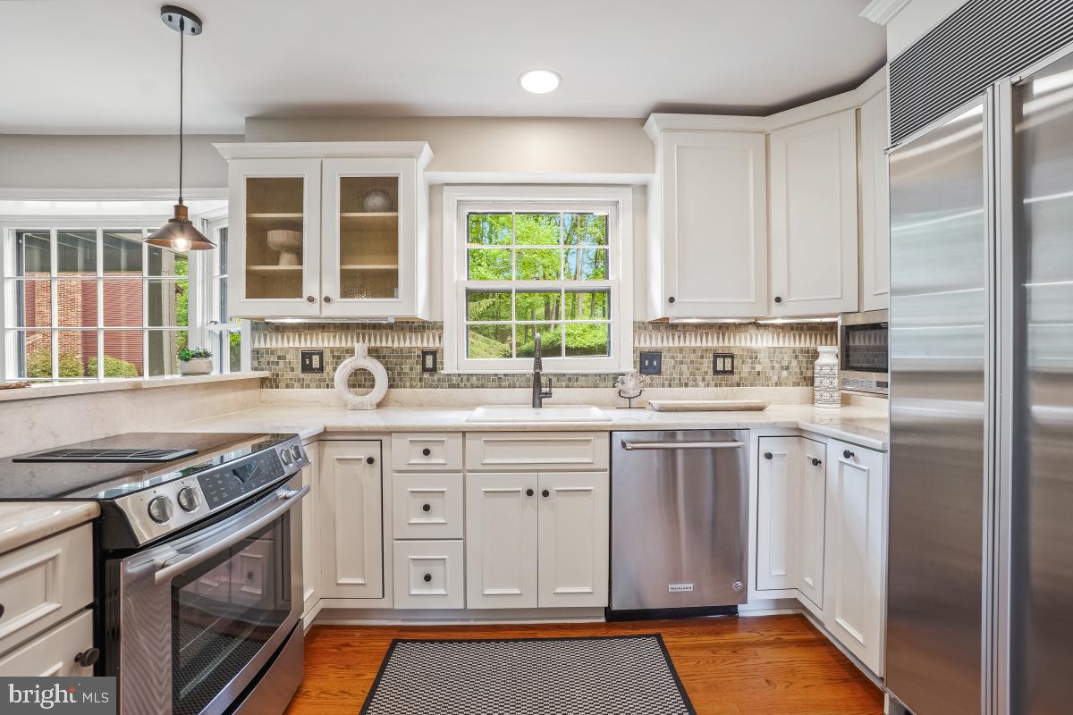 STONEGATE - Residential