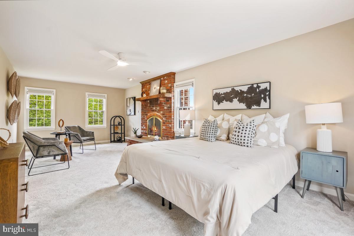 STONEGATE - Residential