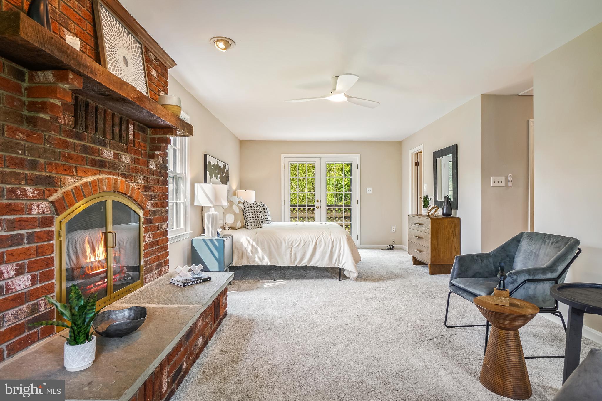 STONEGATE - Residential