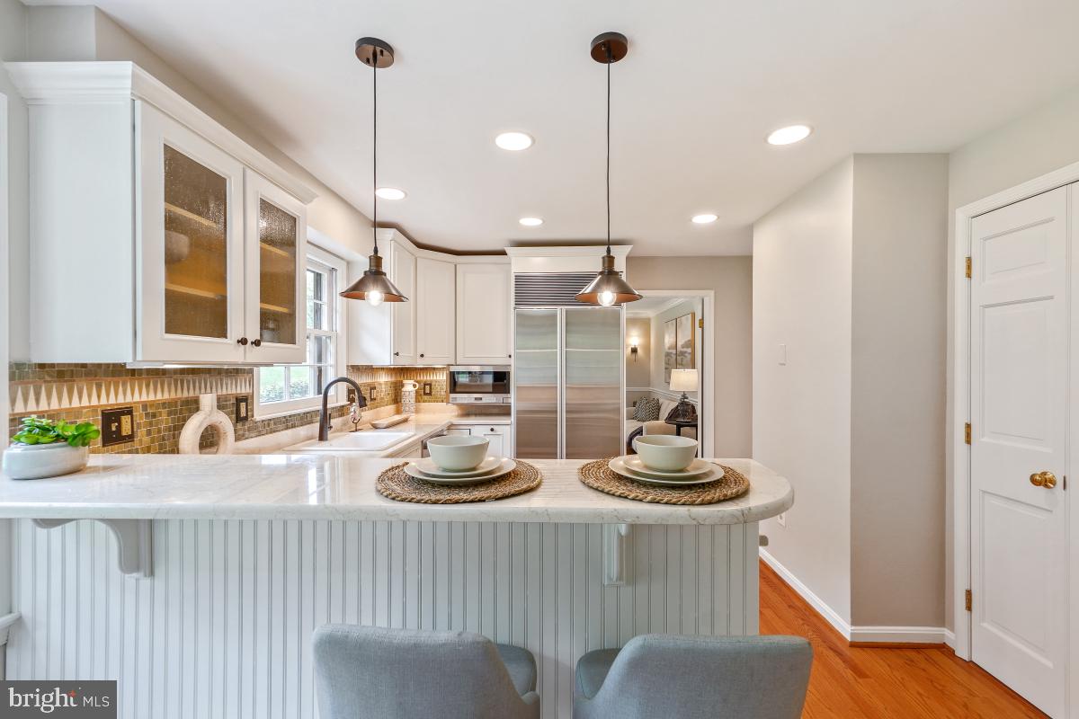 STONEGATE - Residential