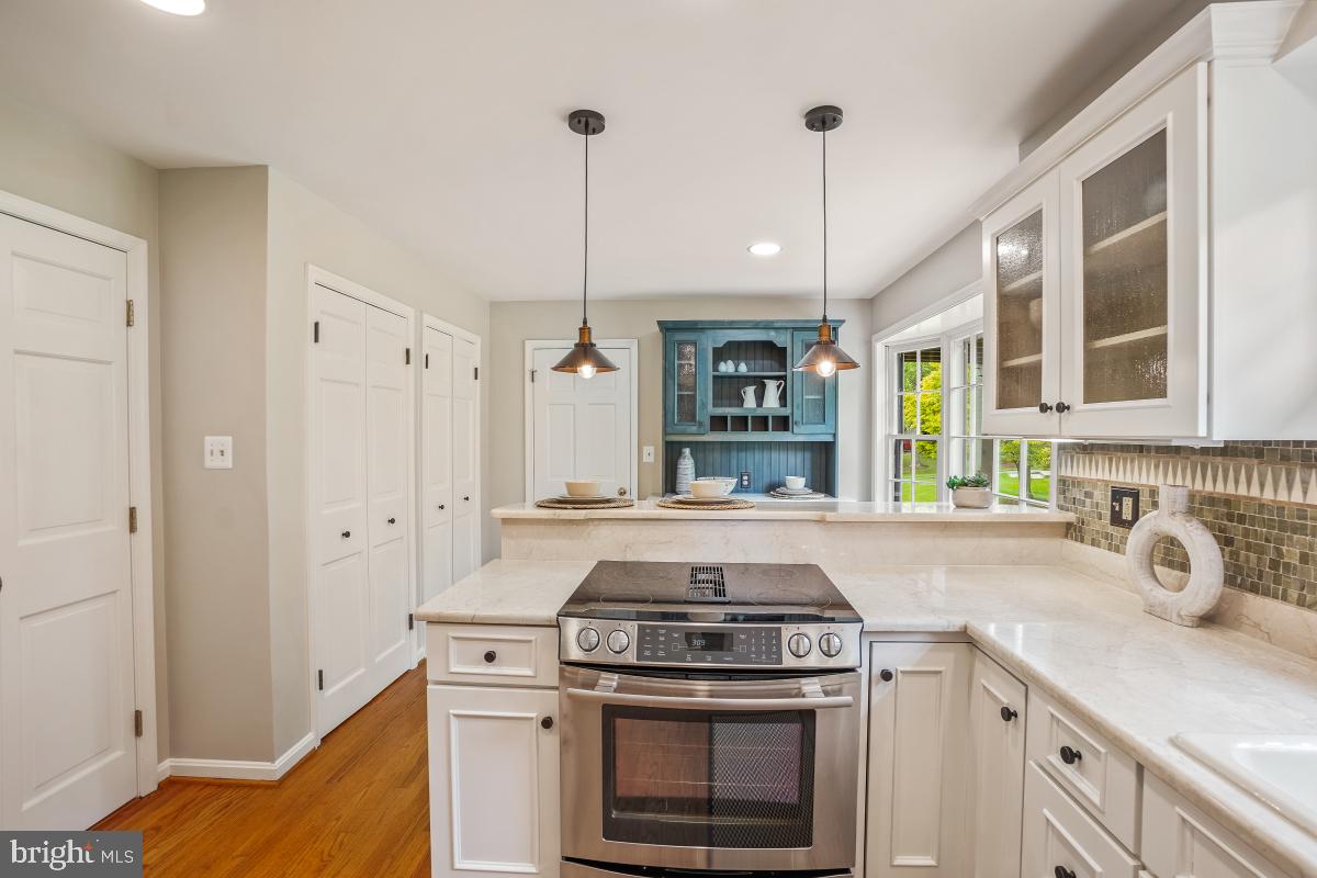 STONEGATE - Residential