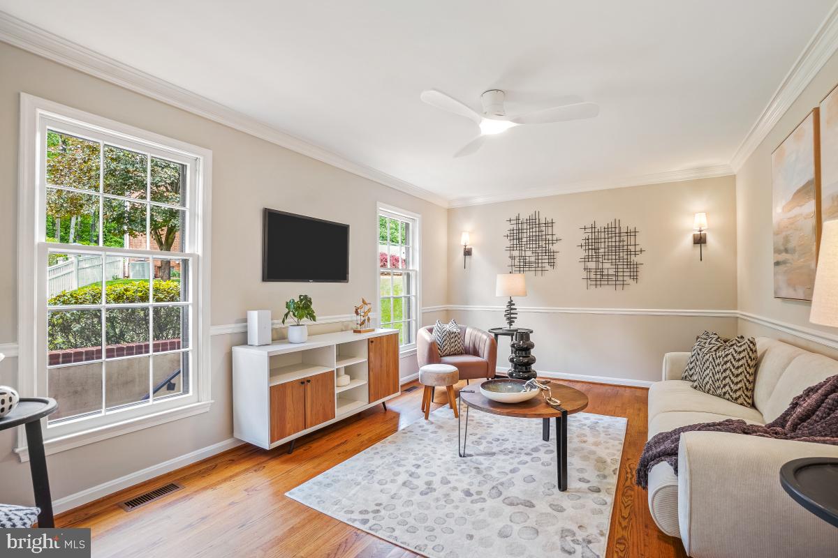 STONEGATE - Residential