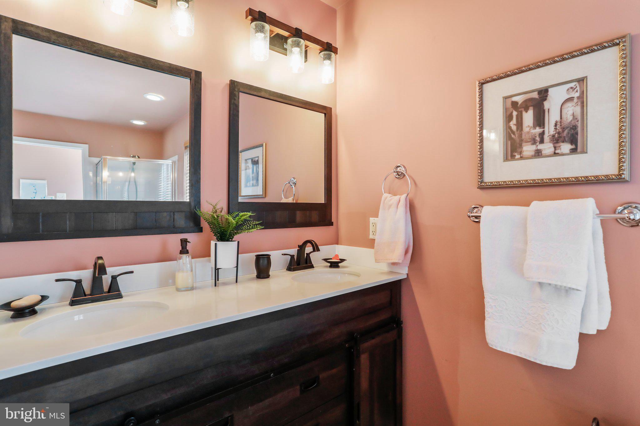 KINGS BRIDGE - Residential