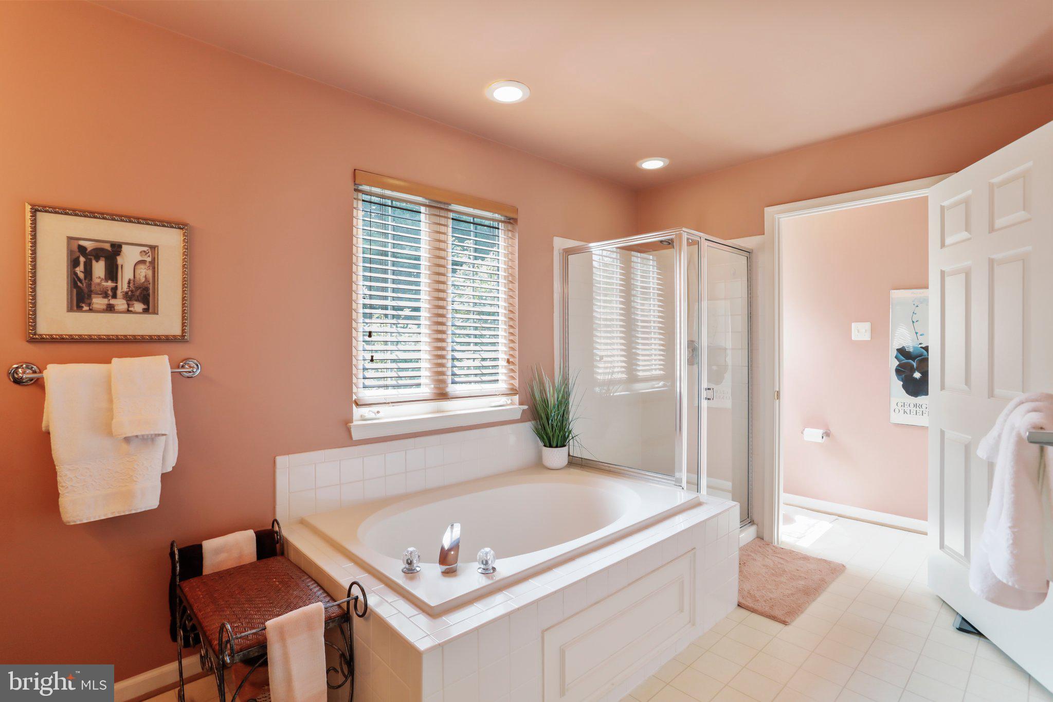 KINGS BRIDGE - Residential