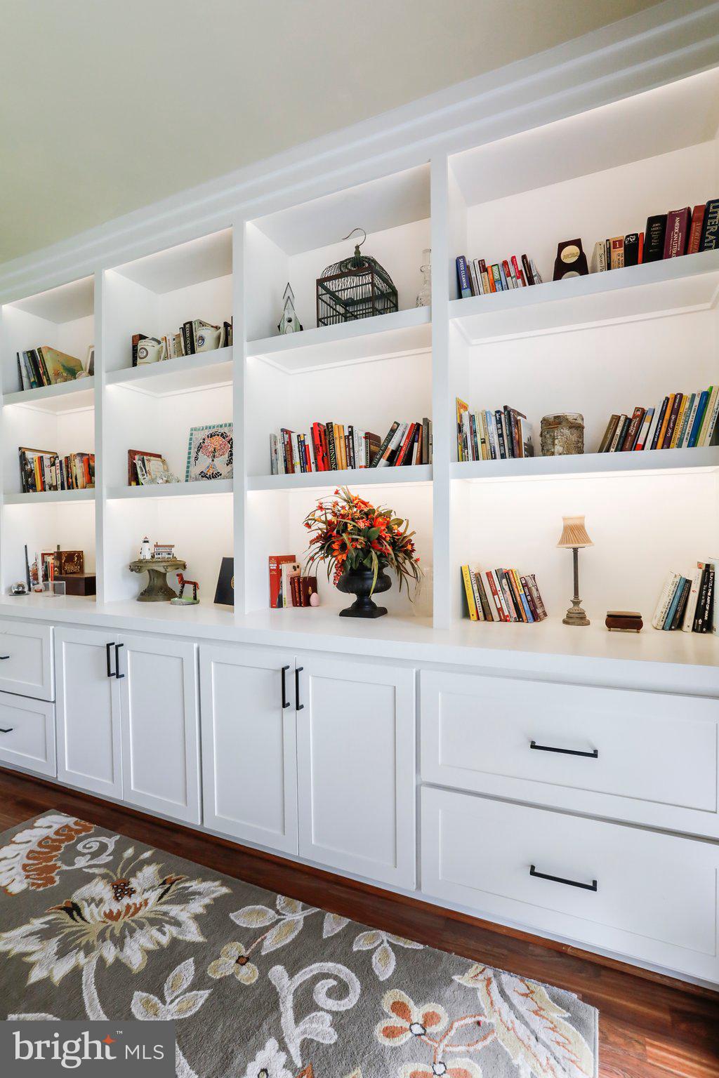 KINGS BRIDGE - Residential