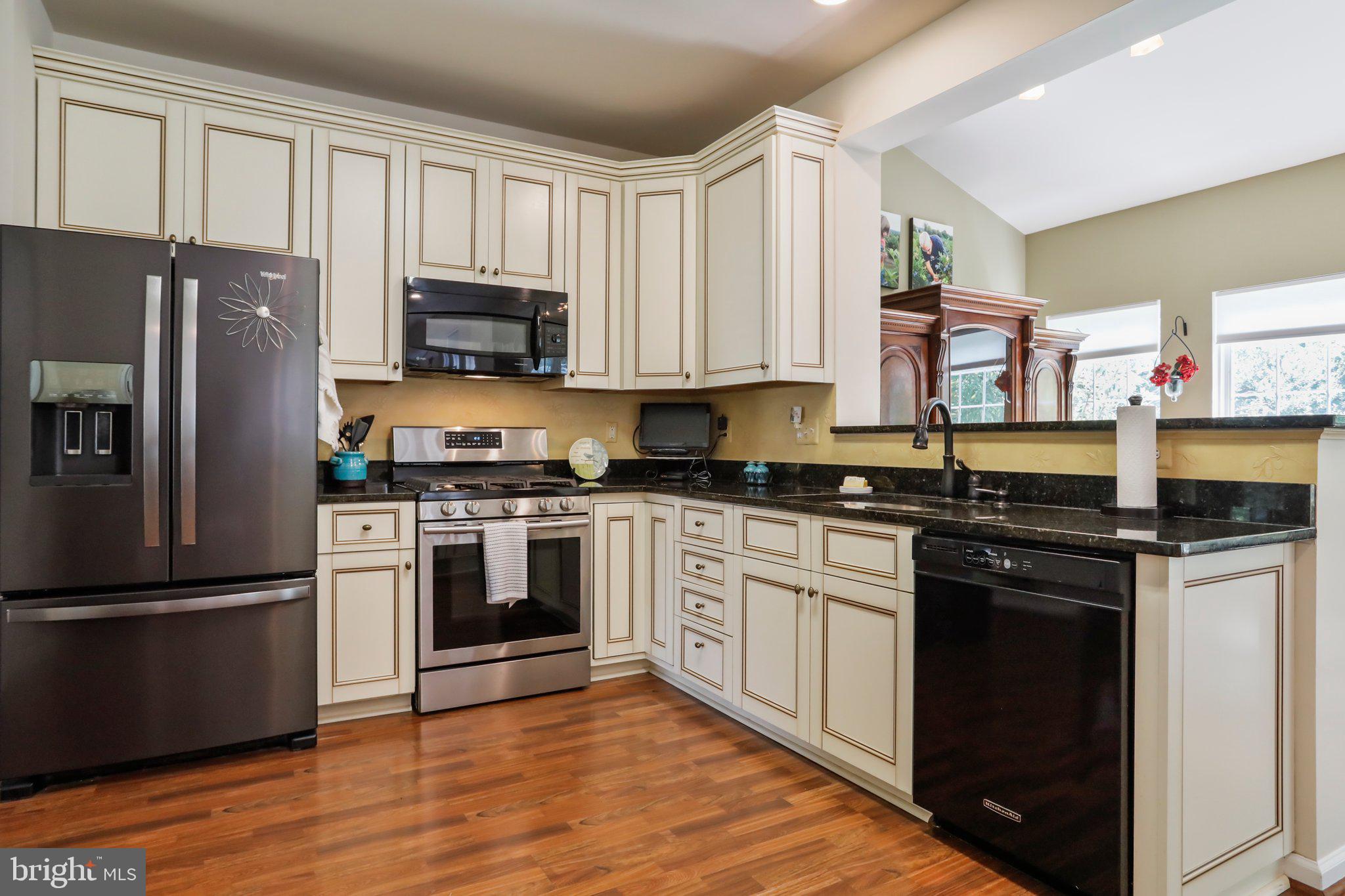 KINGS BRIDGE - Residential