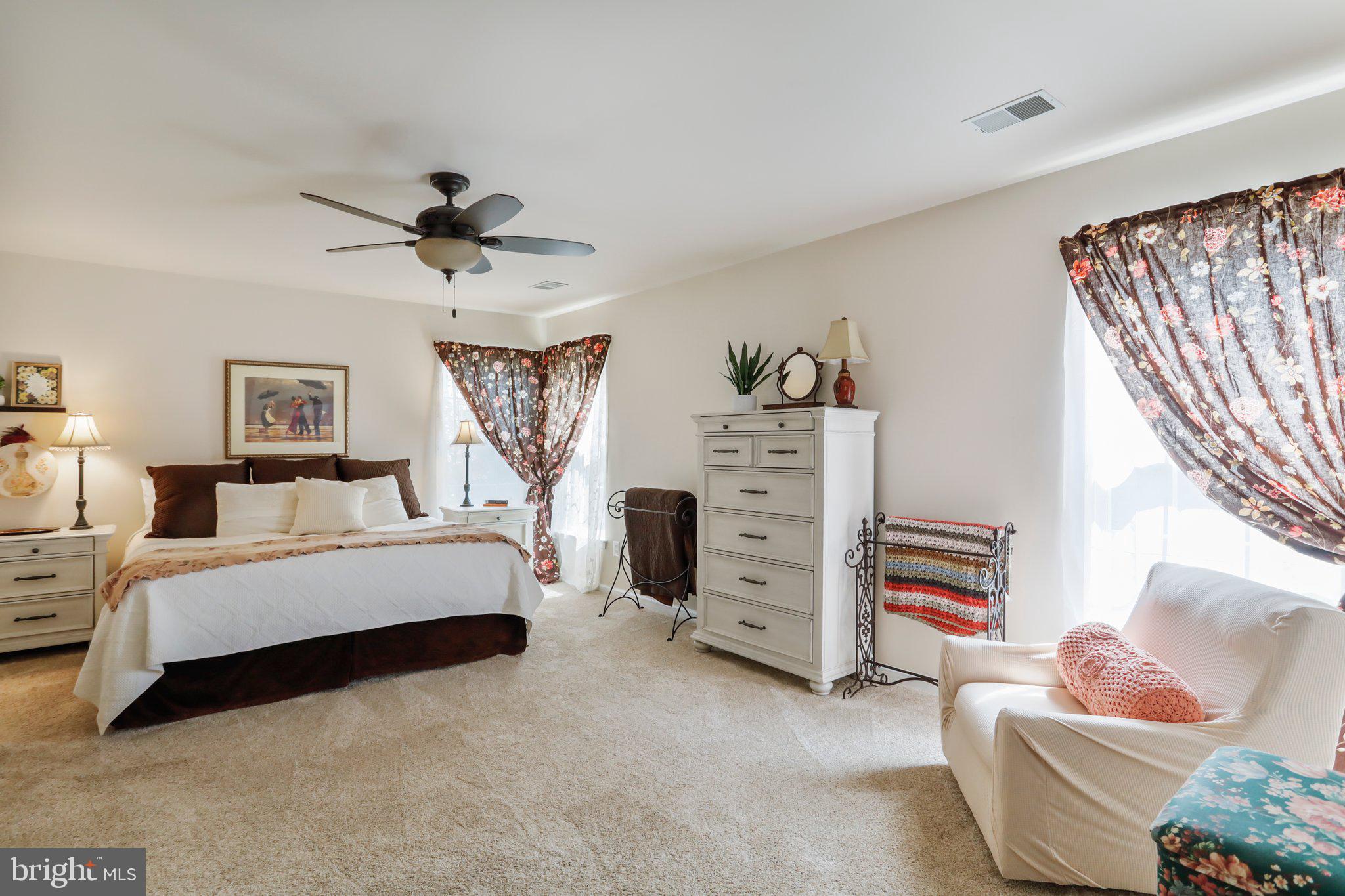 KINGS BRIDGE - Residential