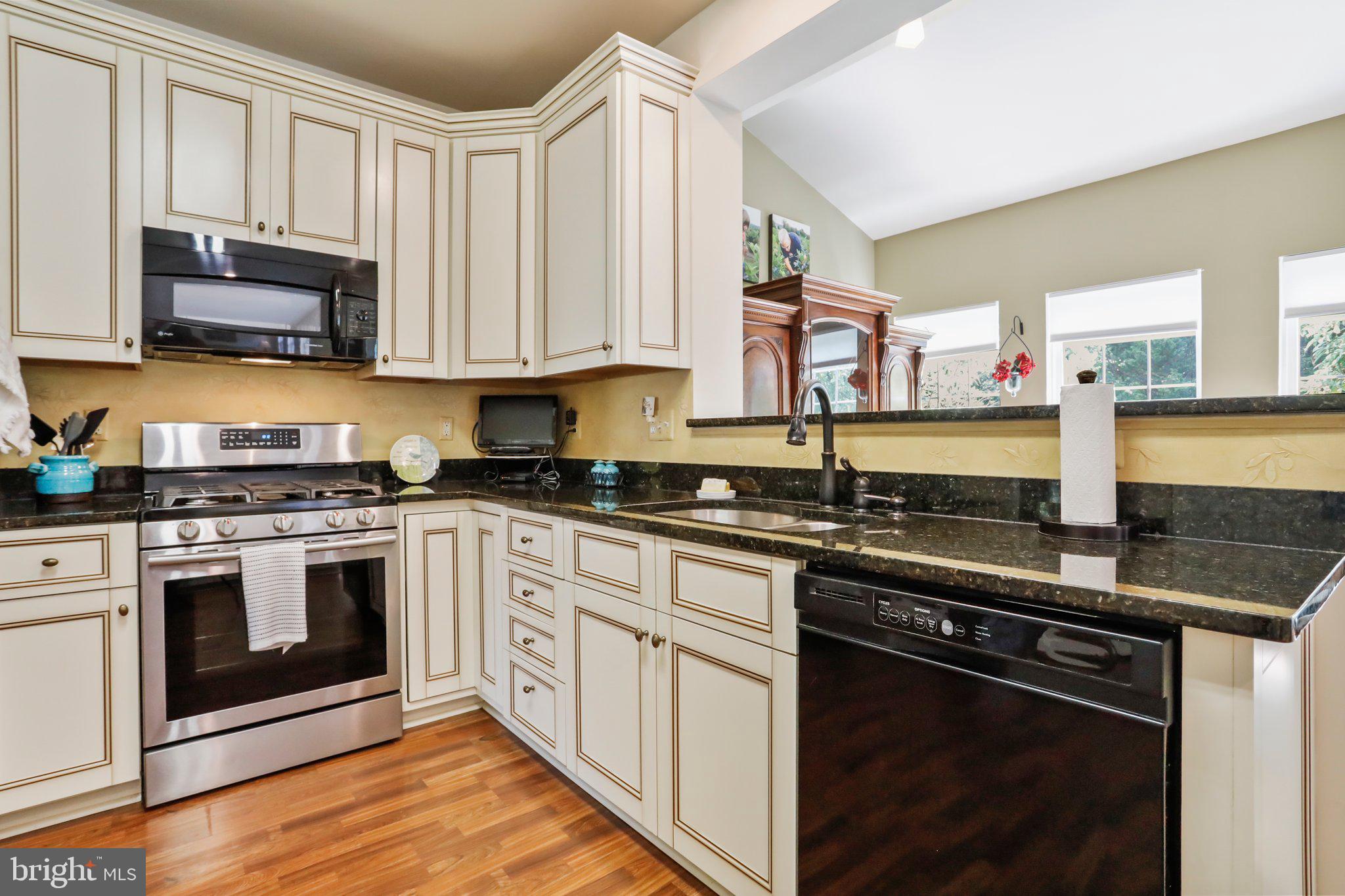 KINGS BRIDGE - Residential