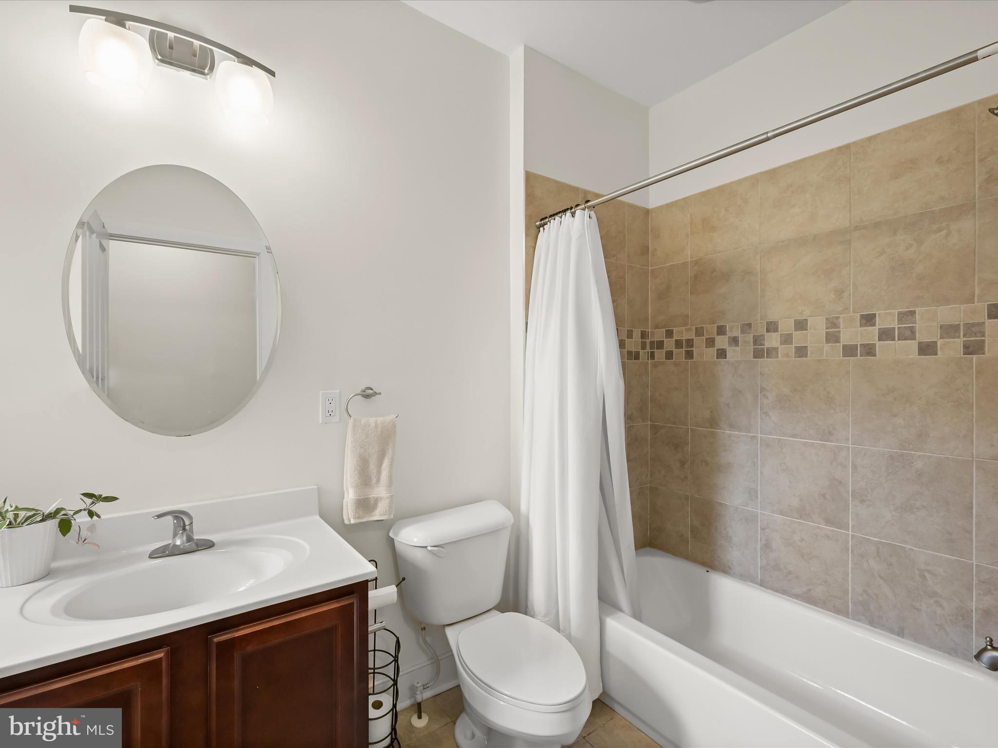 STATION NORTH ARTS DISTRICT - Residential