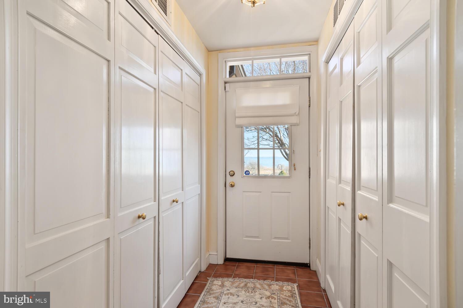 KENT FORT MANOR - Residential