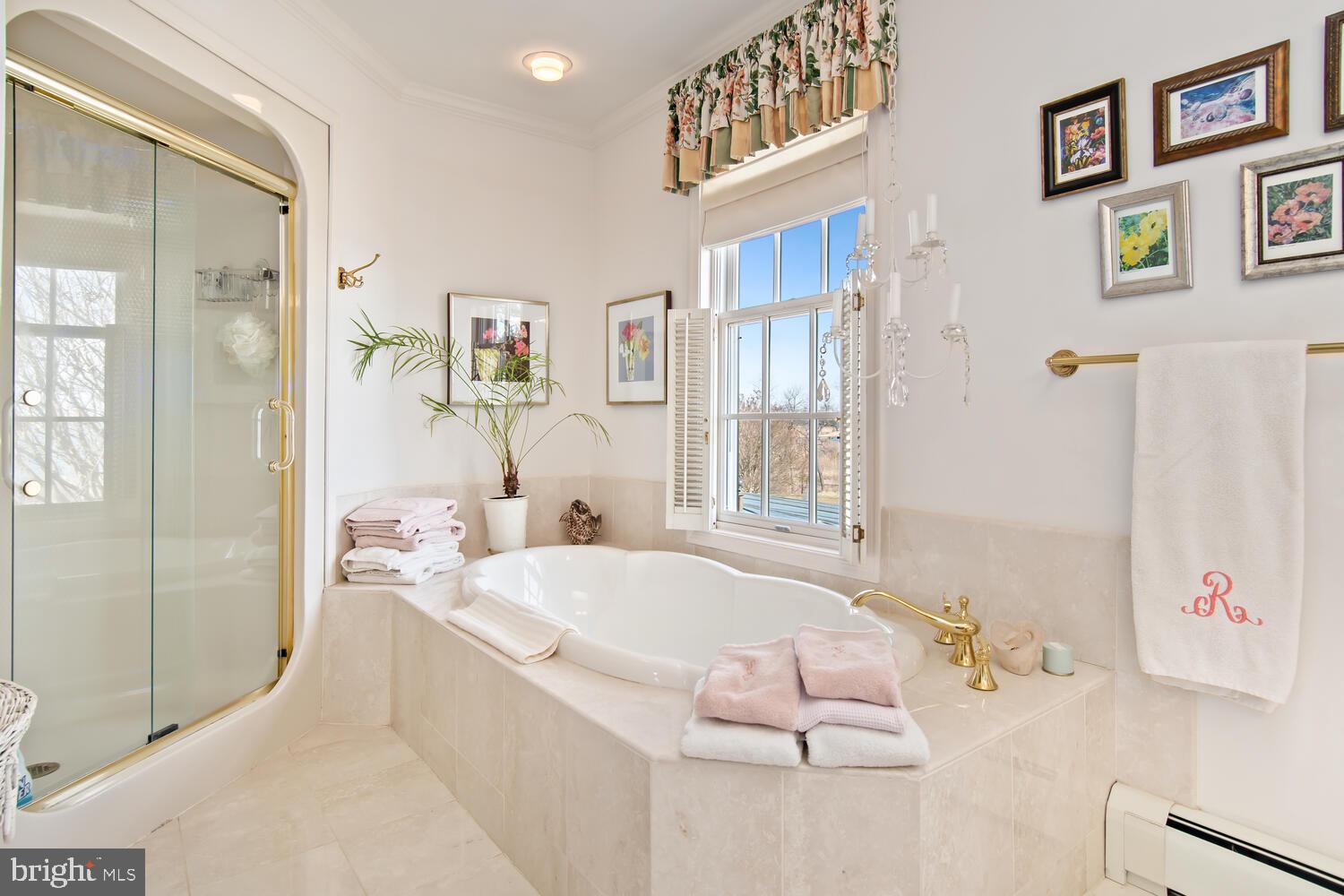 KENT FORT MANOR - Residential