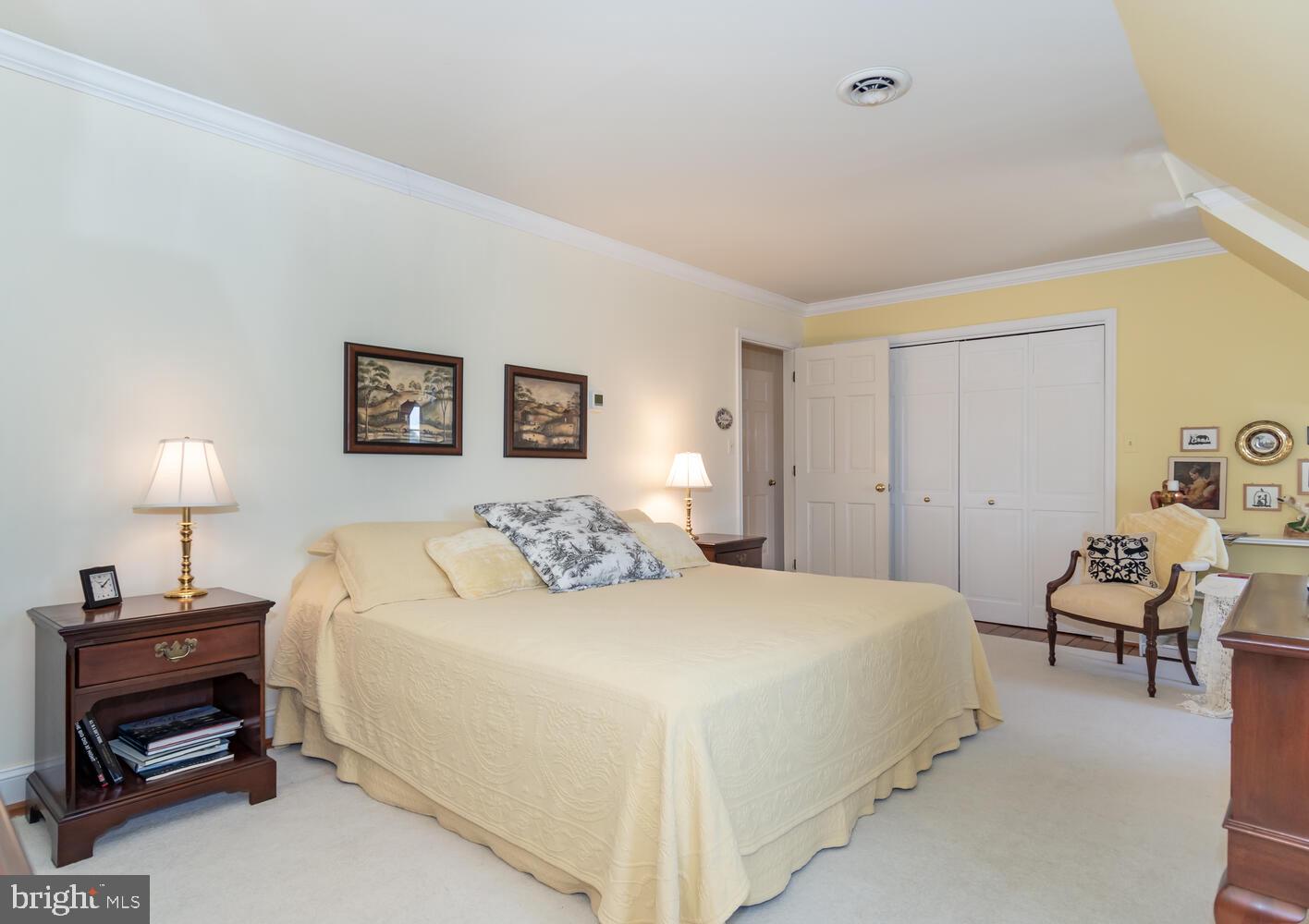 KENT FORT MANOR - Residential