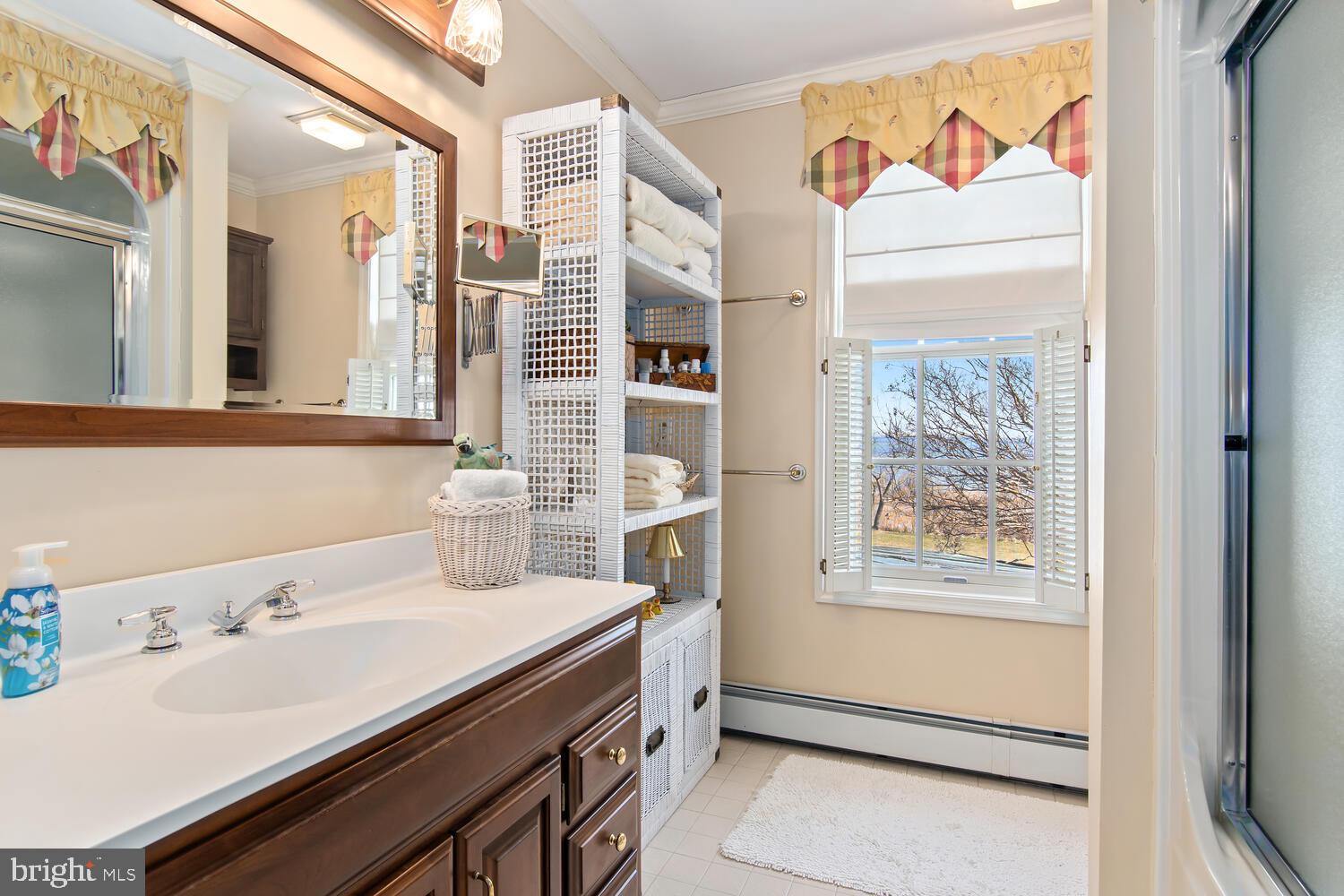 KENT FORT MANOR - Residential