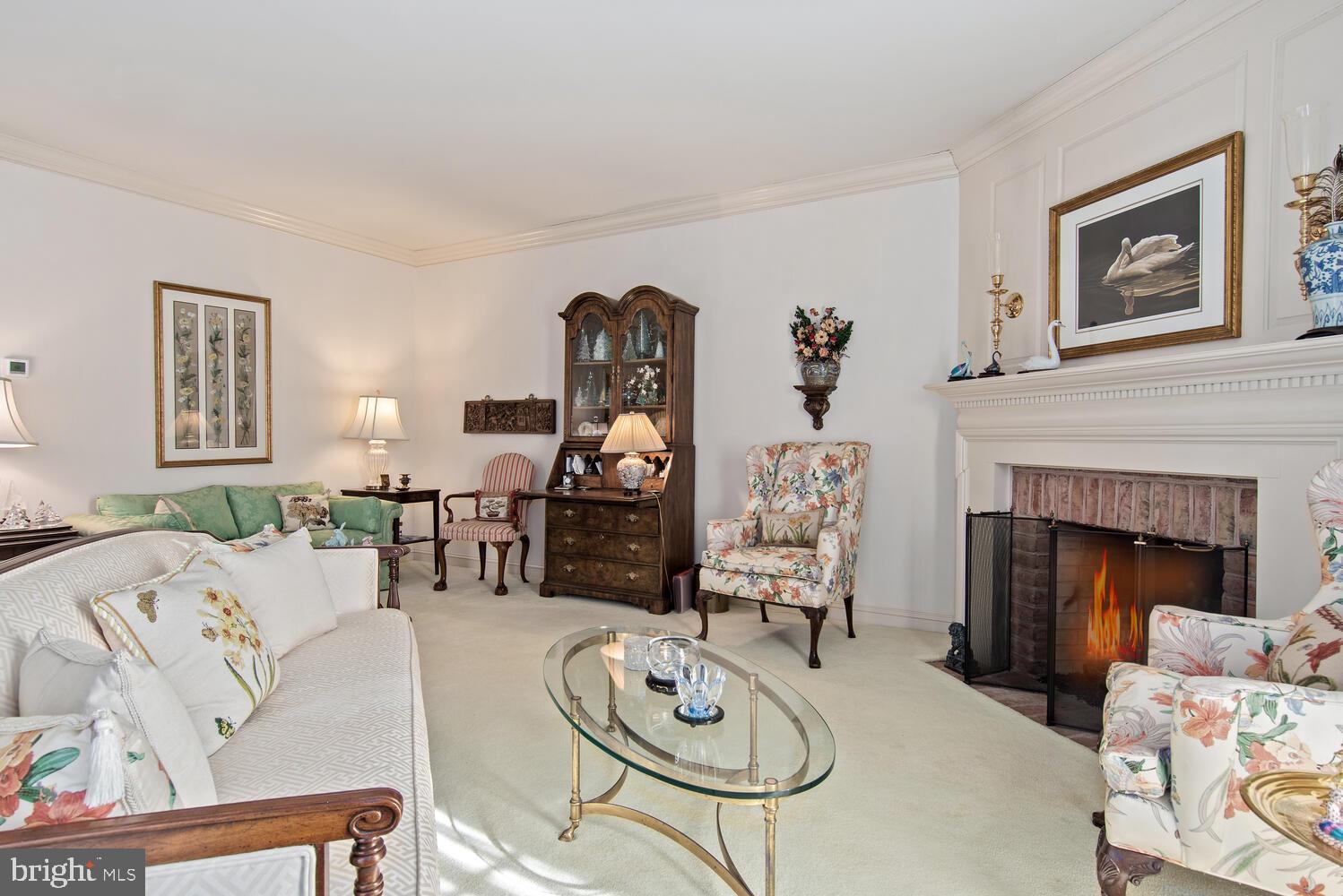 KENT FORT MANOR - Residential