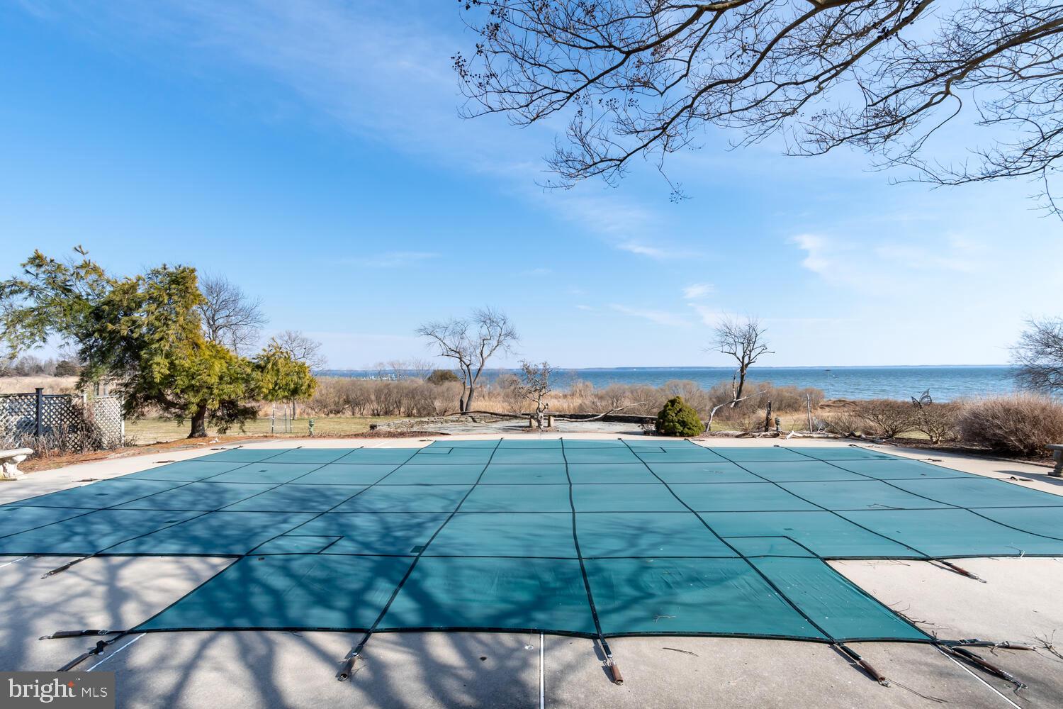 KENT FORT MANOR - Residential