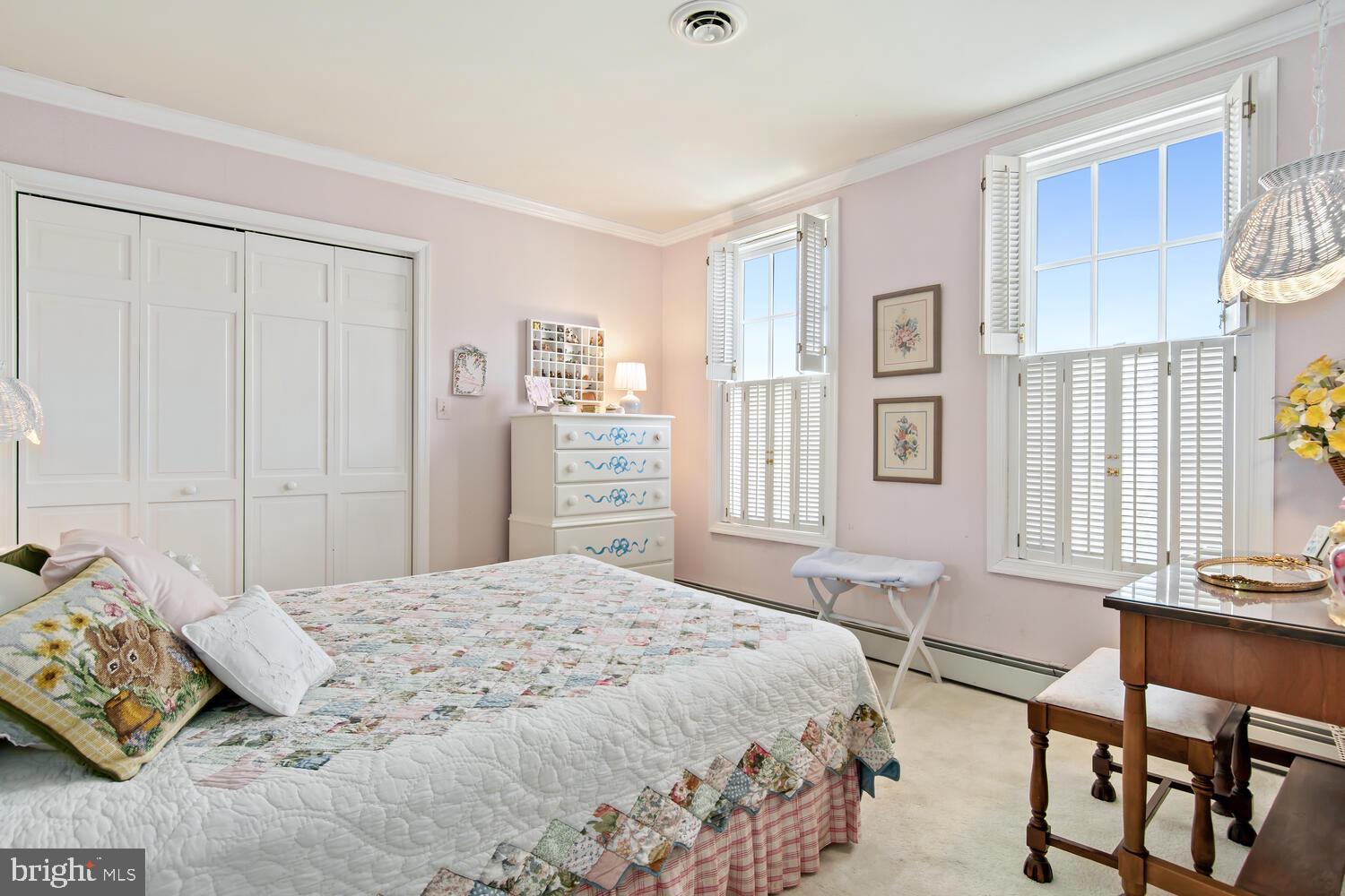 KENT FORT MANOR - Residential