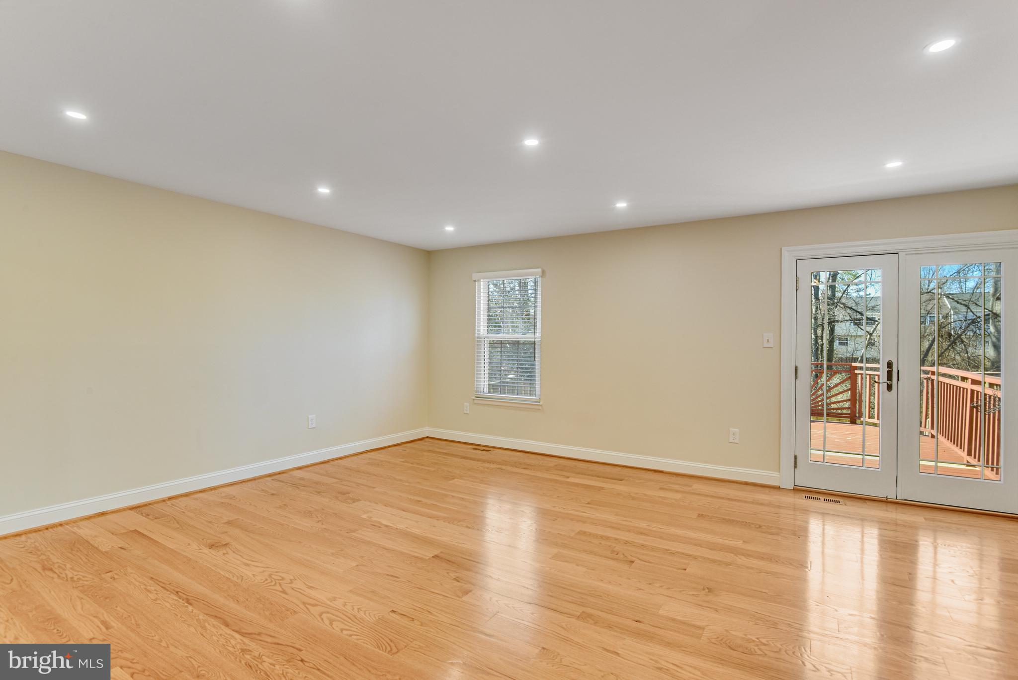 FLINT HILL MANOR - Residential Lease