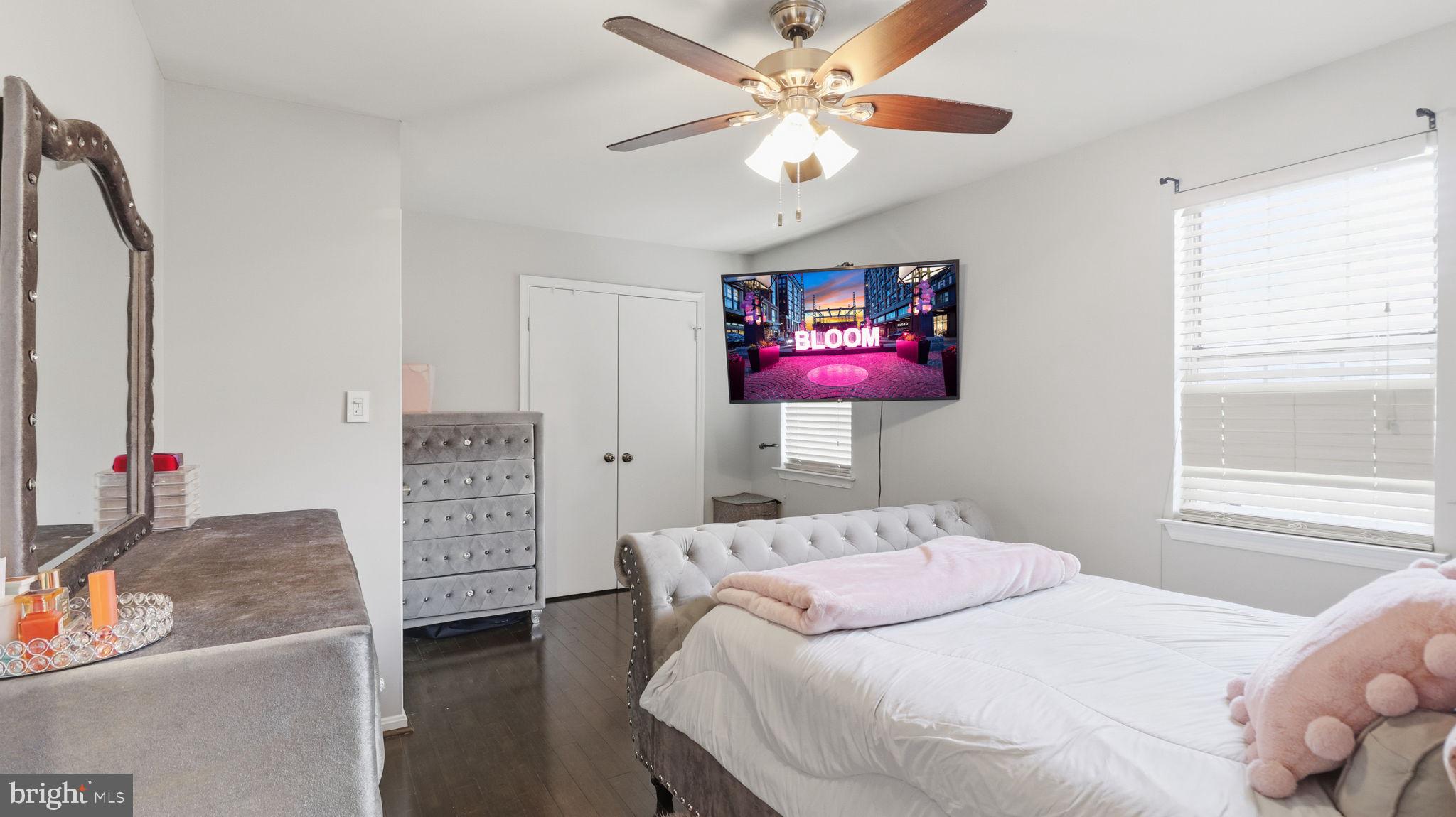 ARBORY CONDO PHASE SIX-R - Residential