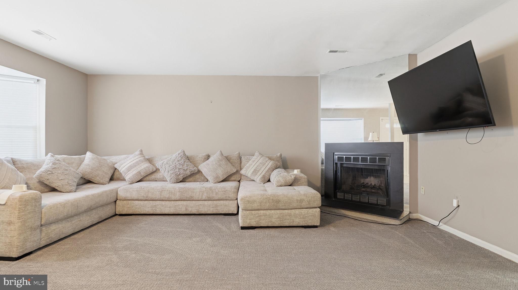 7631 S ARBORY LANE 360