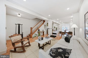 Townhouse at 8 ADAMS STREET NW