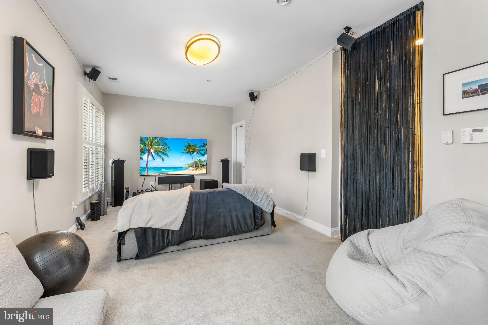 POTOMAC OVERLOOK CONDO - Residential