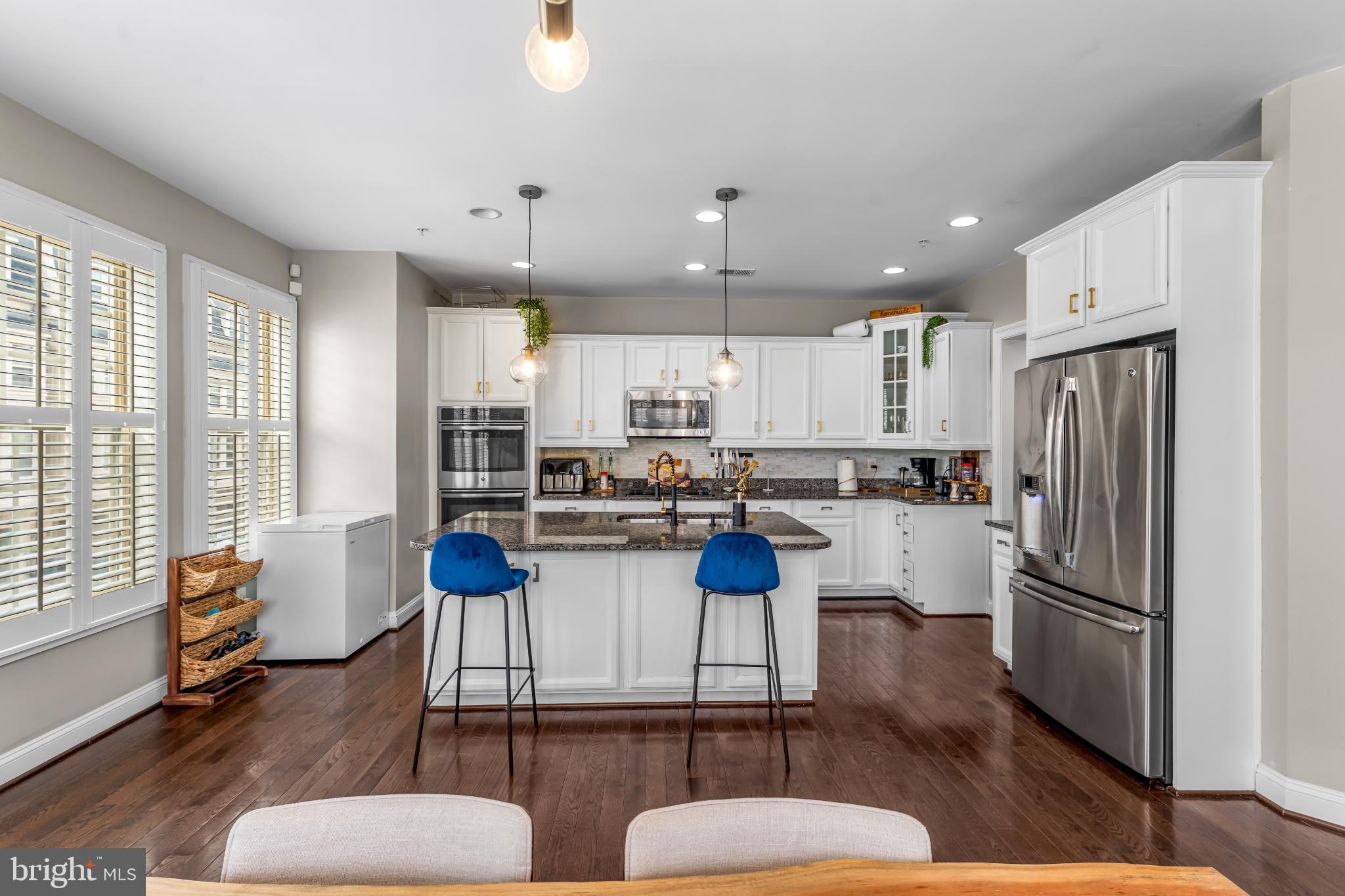 POTOMAC OVERLOOK CONDO - Residential