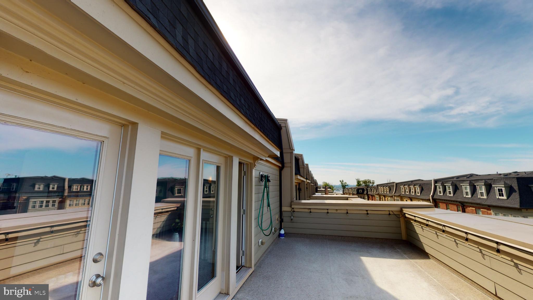 POTOMAC OVERLOOK CONDO - Residential