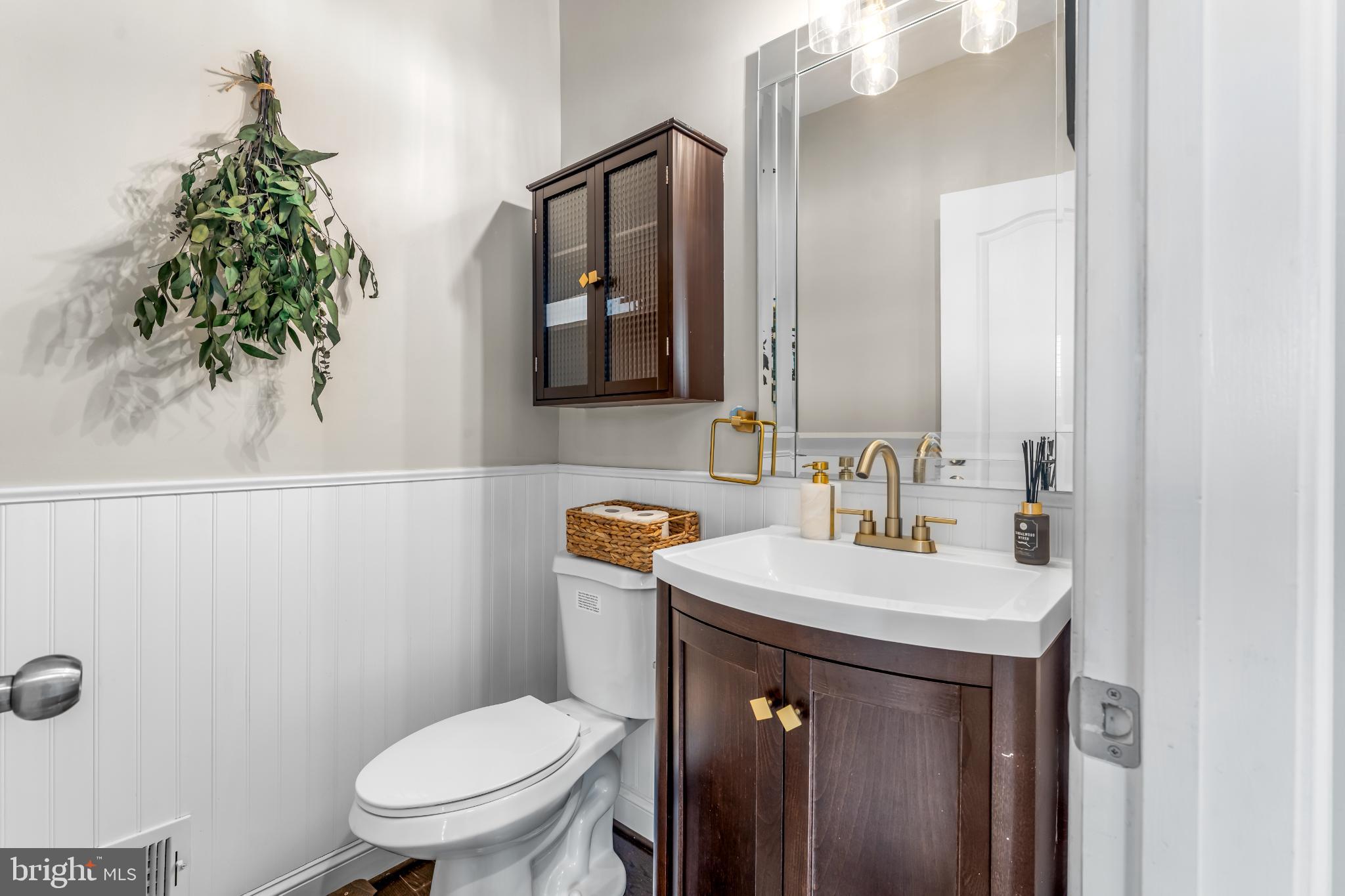 POTOMAC OVERLOOK CONDO - Residential