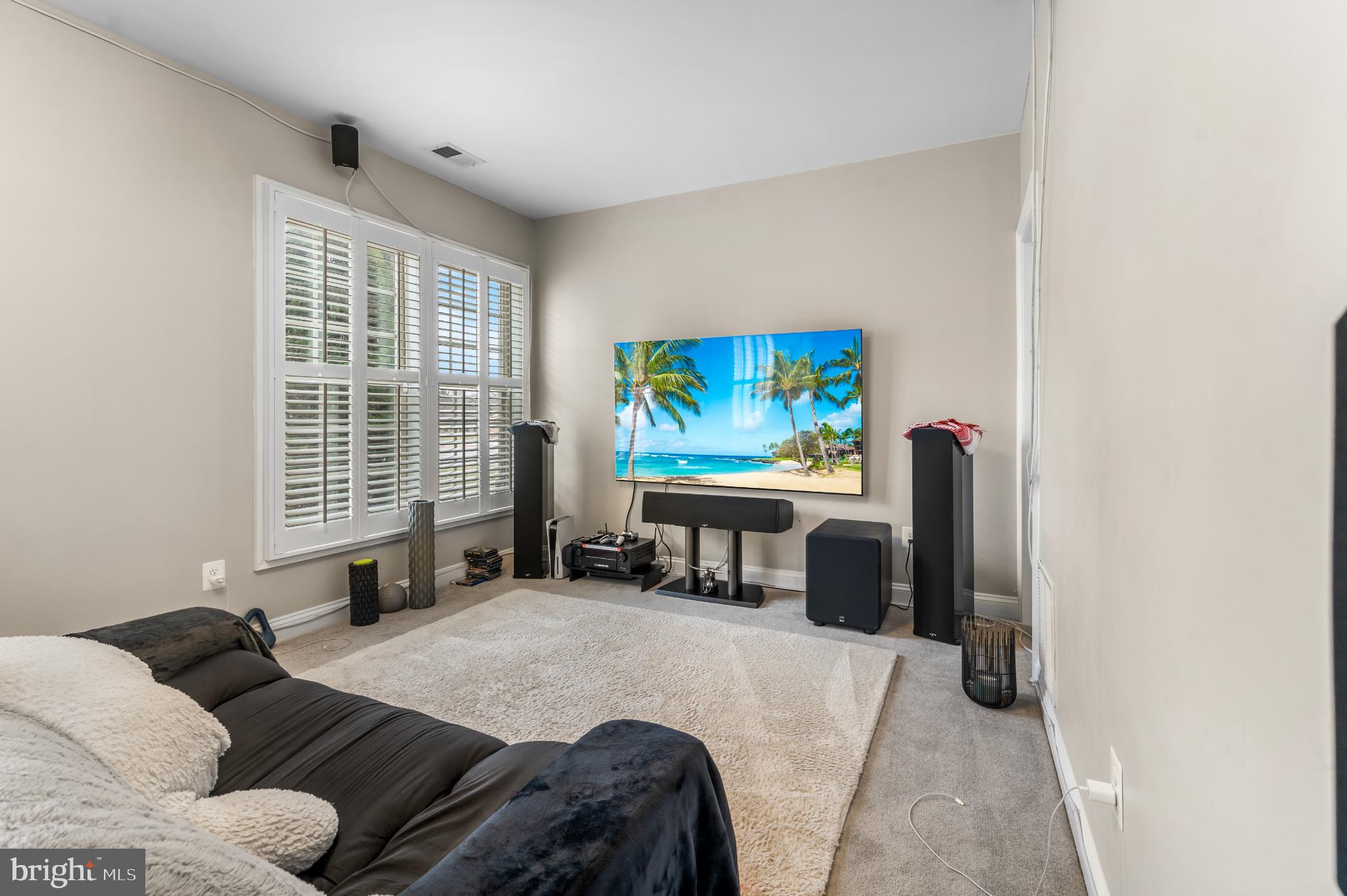 POTOMAC OVERLOOK CONDO - Residential