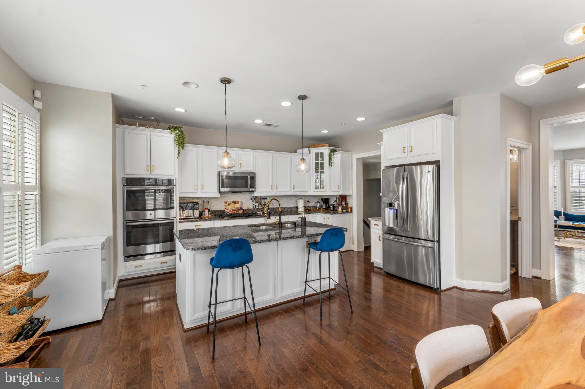 POTOMAC OVERLOOK CONDO - Residential