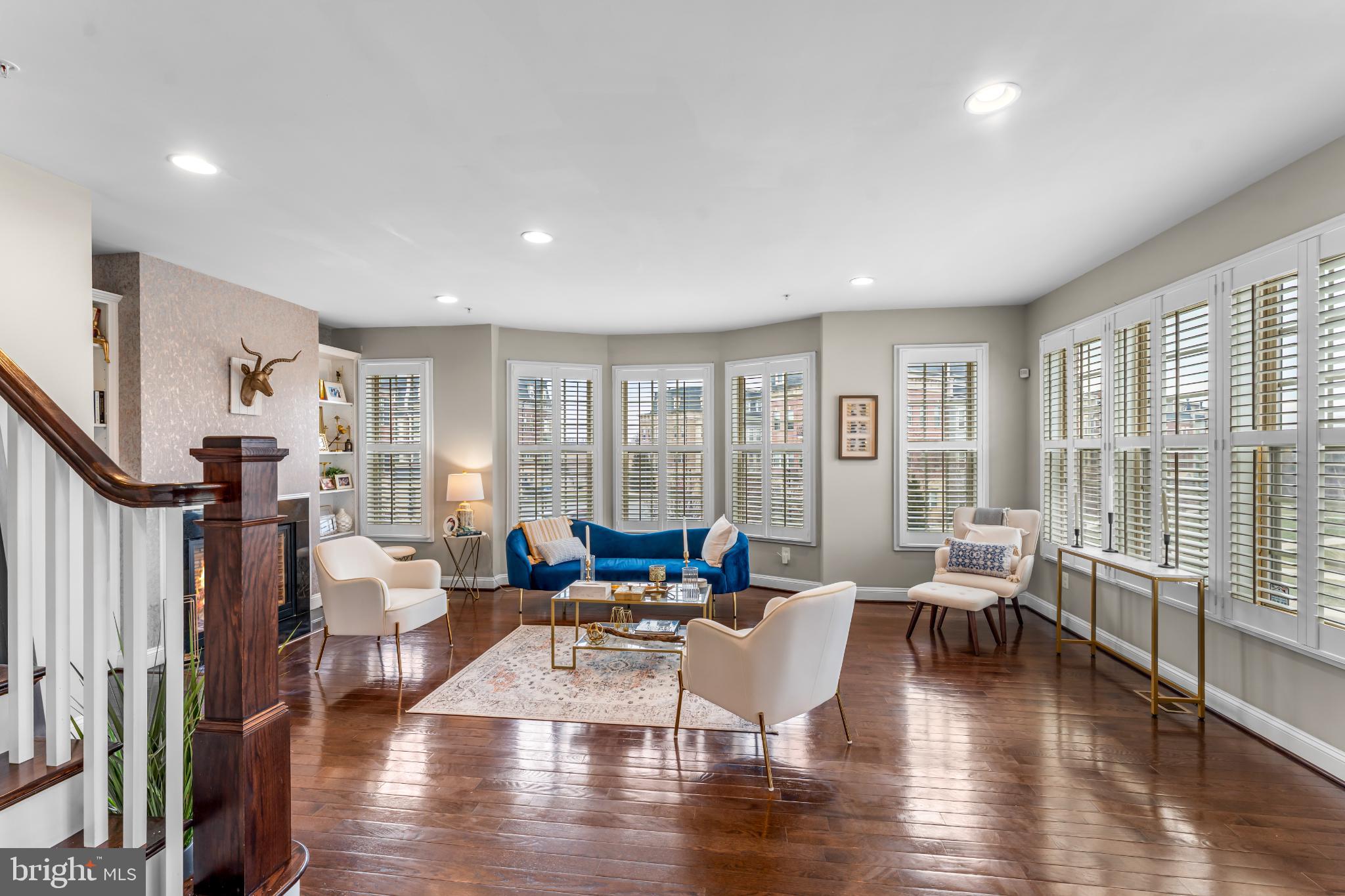 POTOMAC OVERLOOK CONDO - Residential