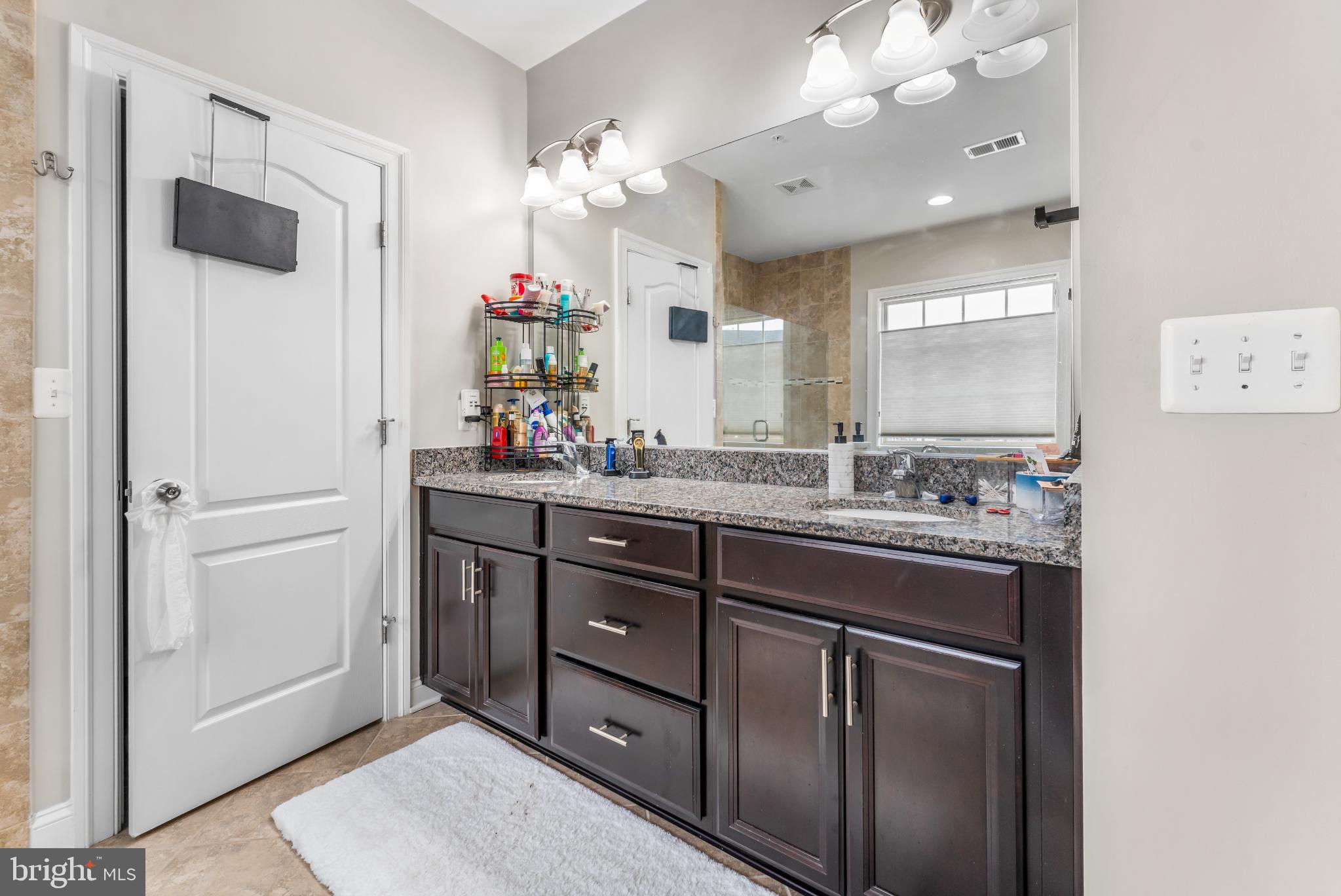 POTOMAC OVERLOOK CONDO - Residential