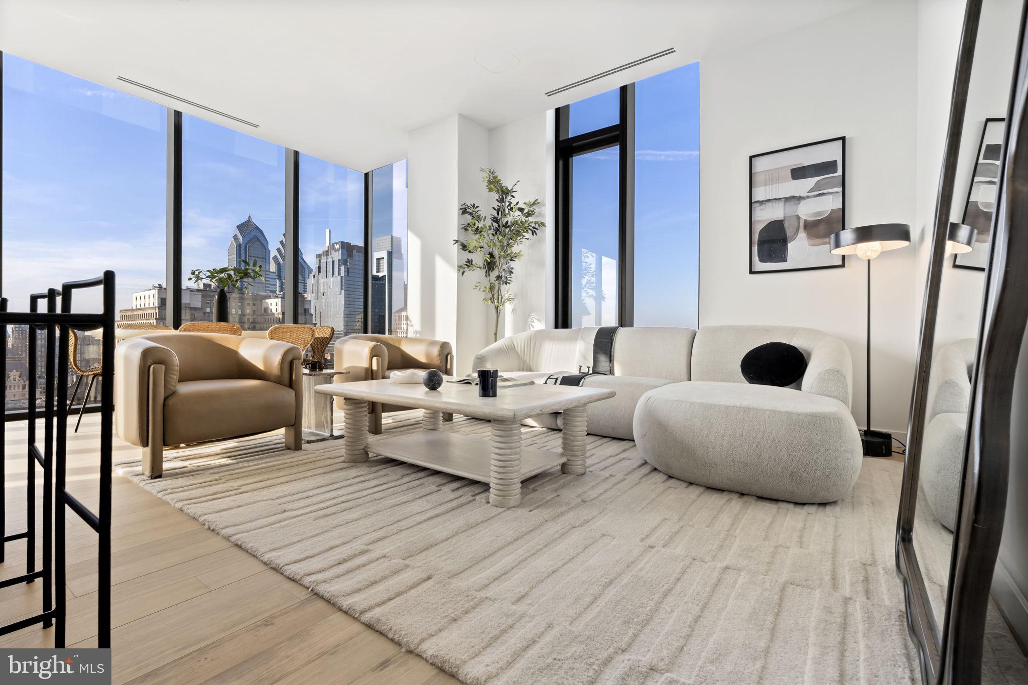 CENTER CITY - Residential Lease