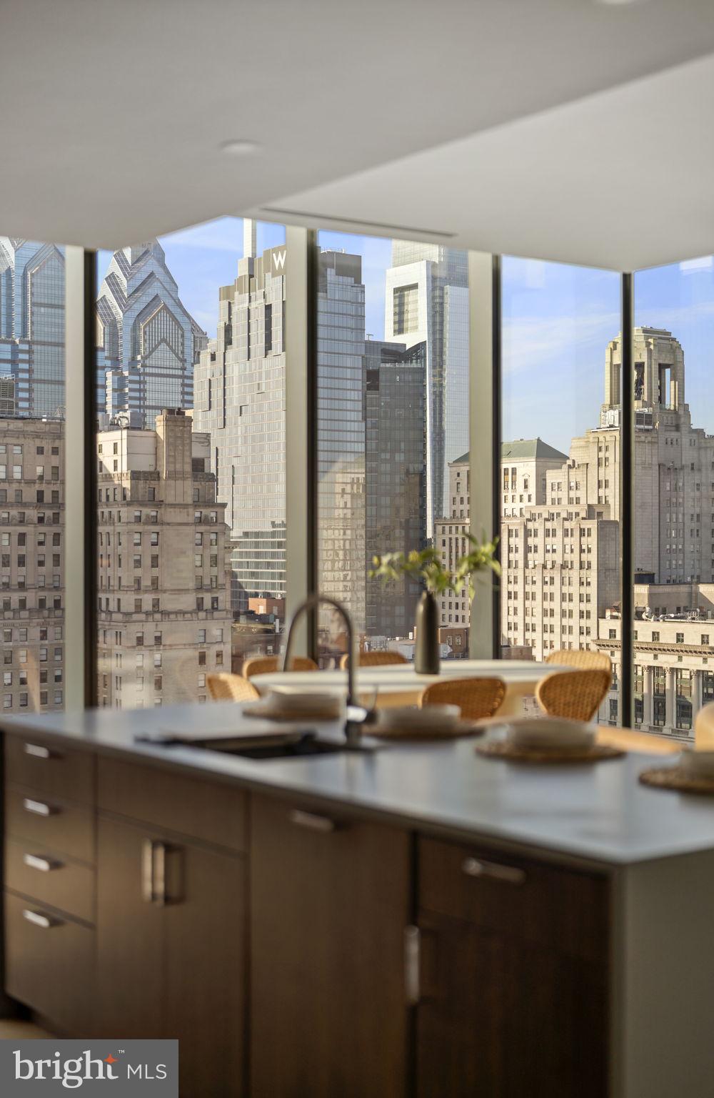 CENTER CITY - Residential Lease