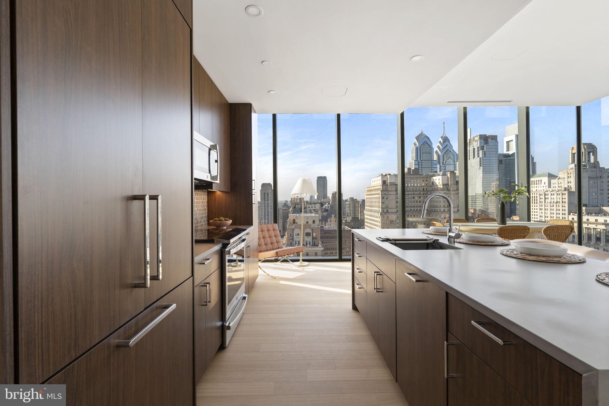 CENTER CITY - Residential Lease