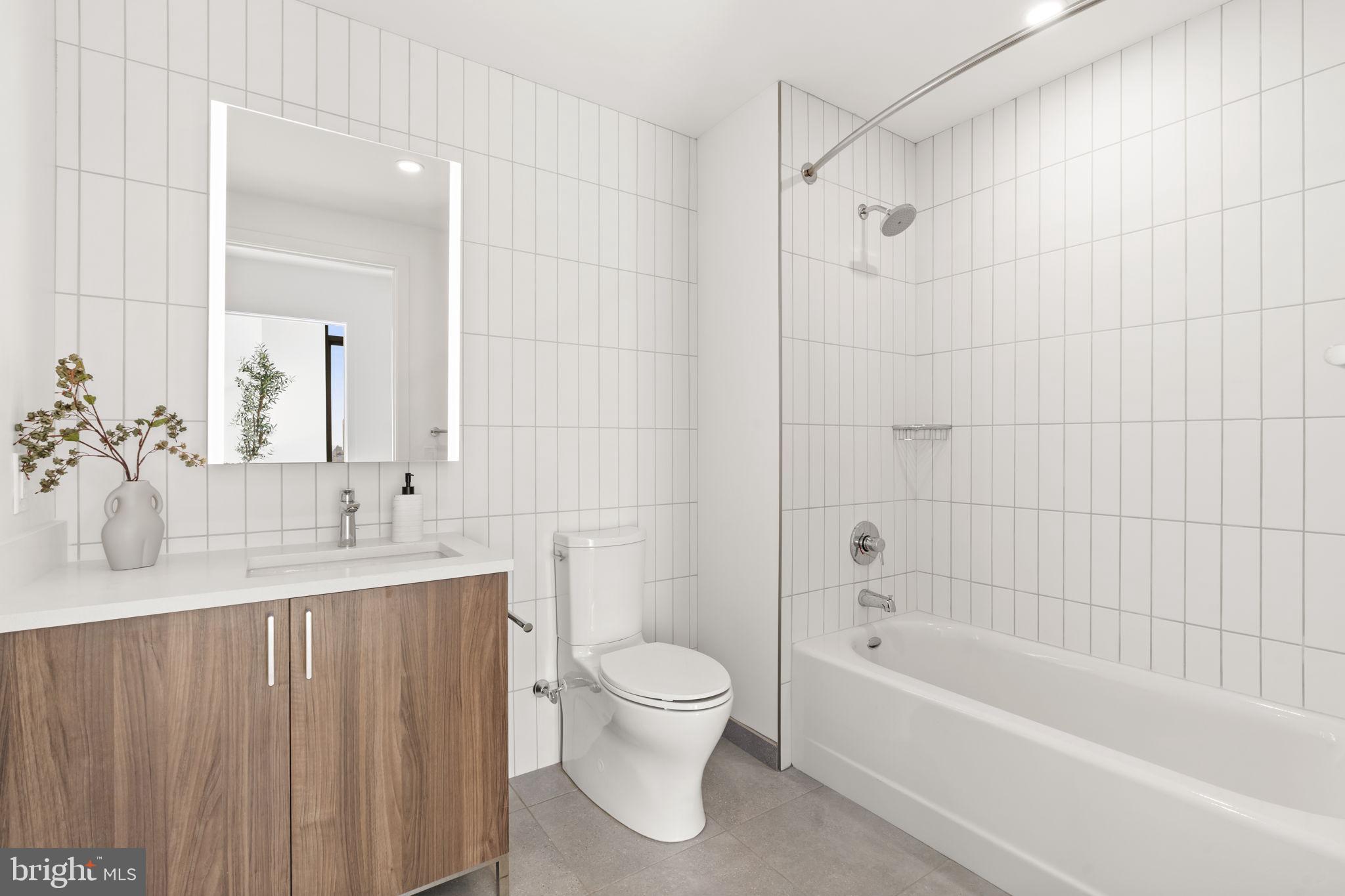 CENTER CITY - Residential Lease