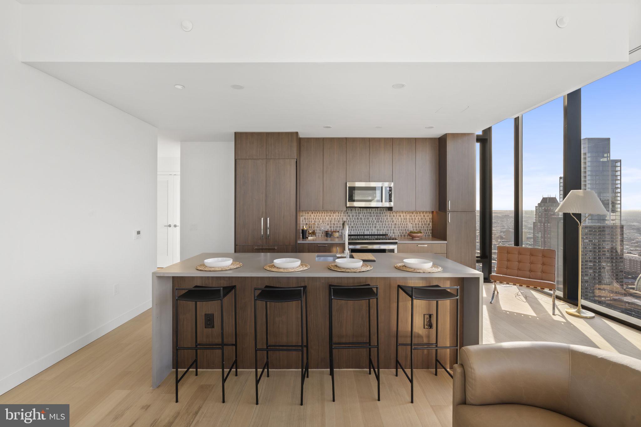 CENTER CITY - Residential Lease